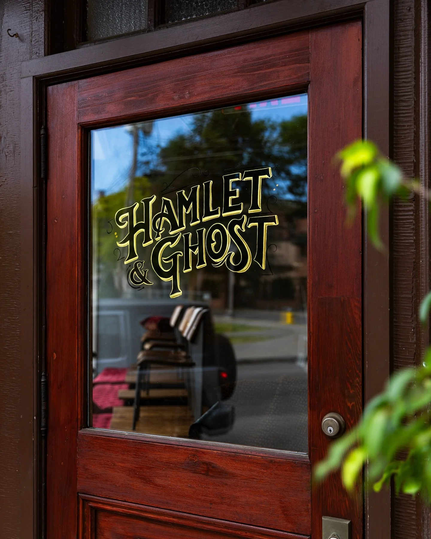 My favorite town is my hometown 🌇 #saratogasprings 
A few highlights while walking around ⏭️