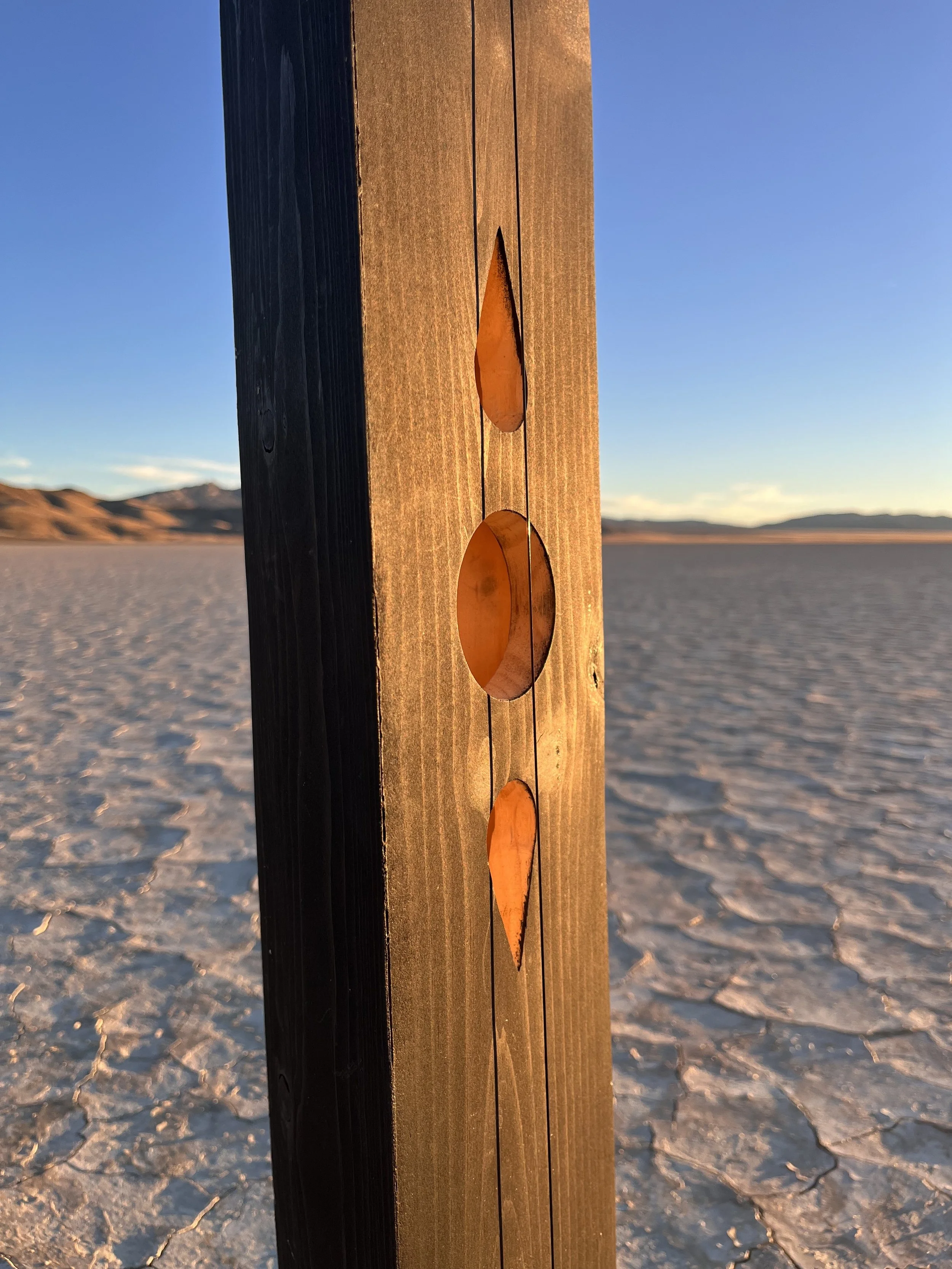 Obsidian Sky Vert Closeup.jpg