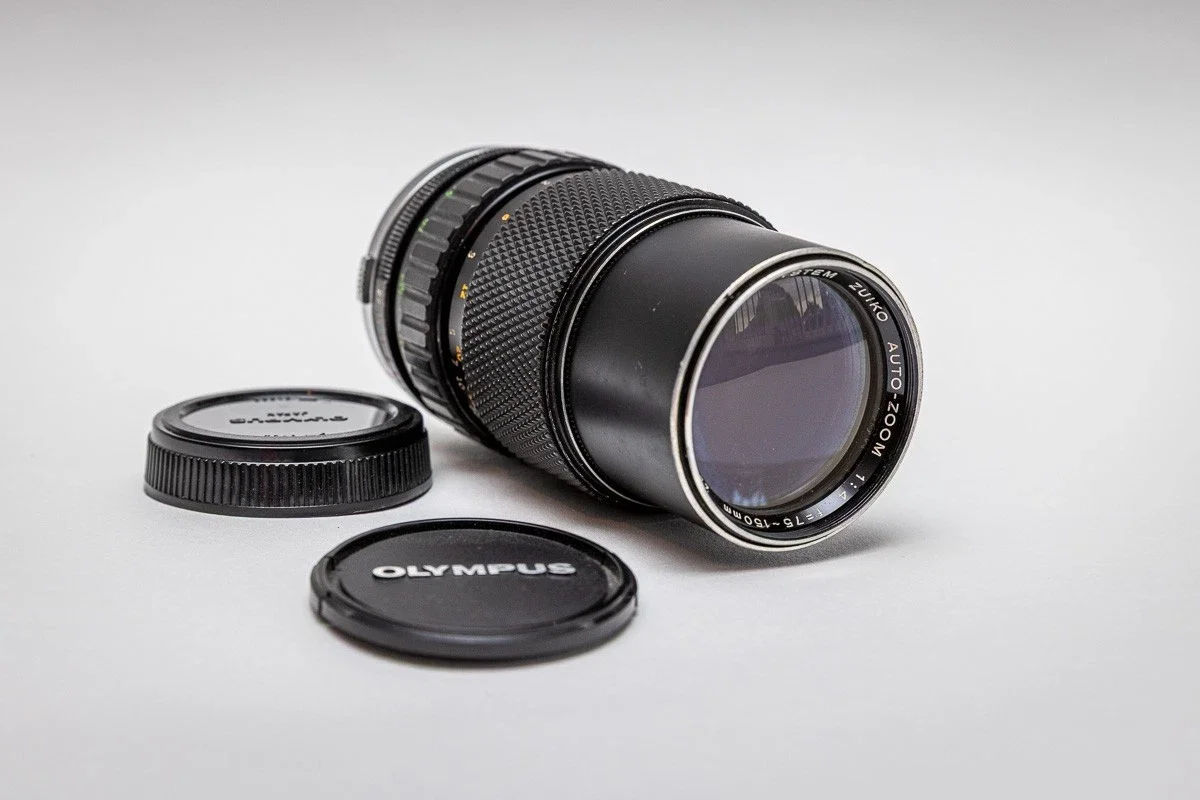 Olympus OM-System Zuiko 75-150mm f/4 Zoom Lens