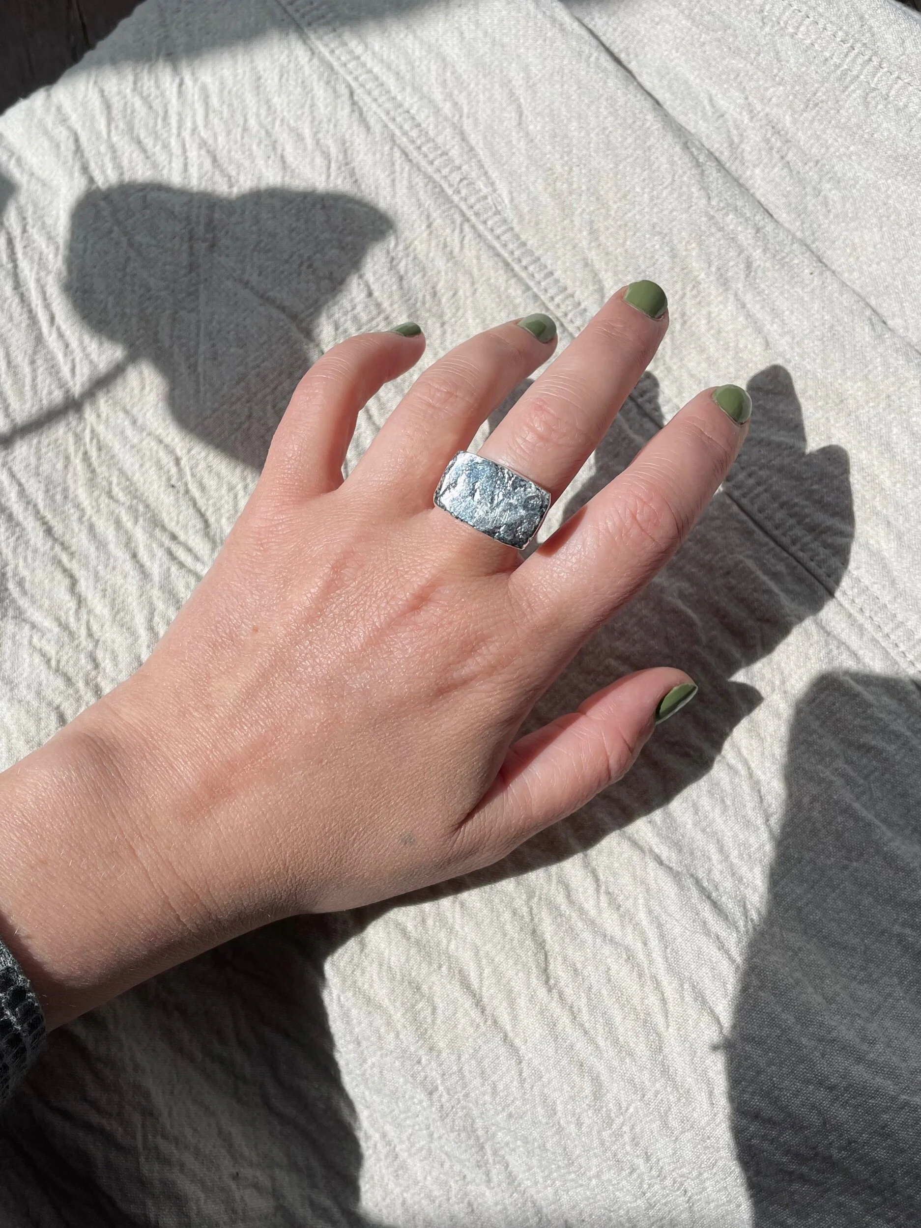 4469FB42-1F5E-4271-BD0A-166EA2C18496