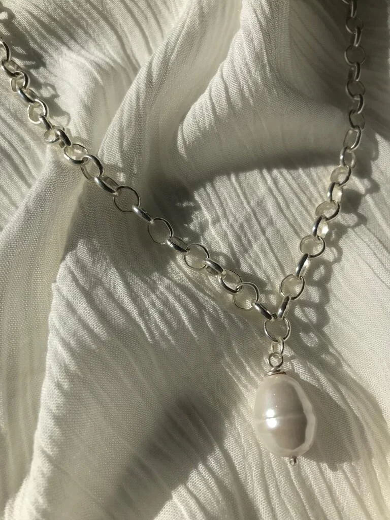 0C06DD86-AD93-44B5-9F40-E1363DE1684E