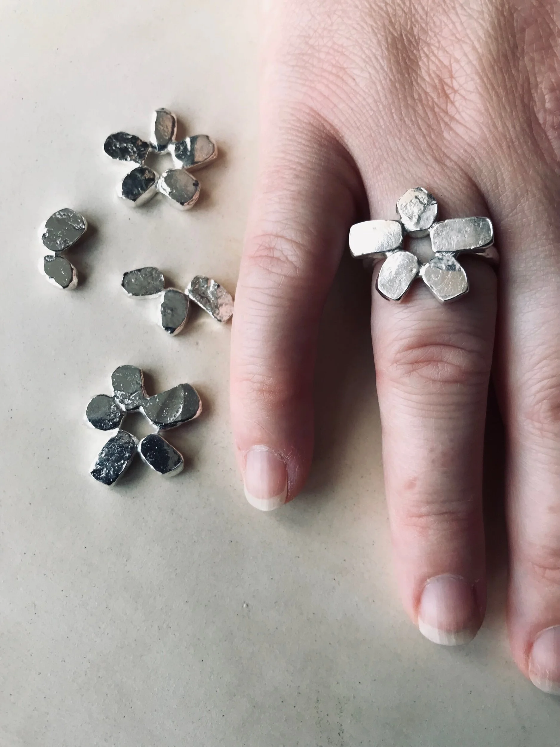 DF5E4F33-A29E-426C-9912-06C51EEBB51F