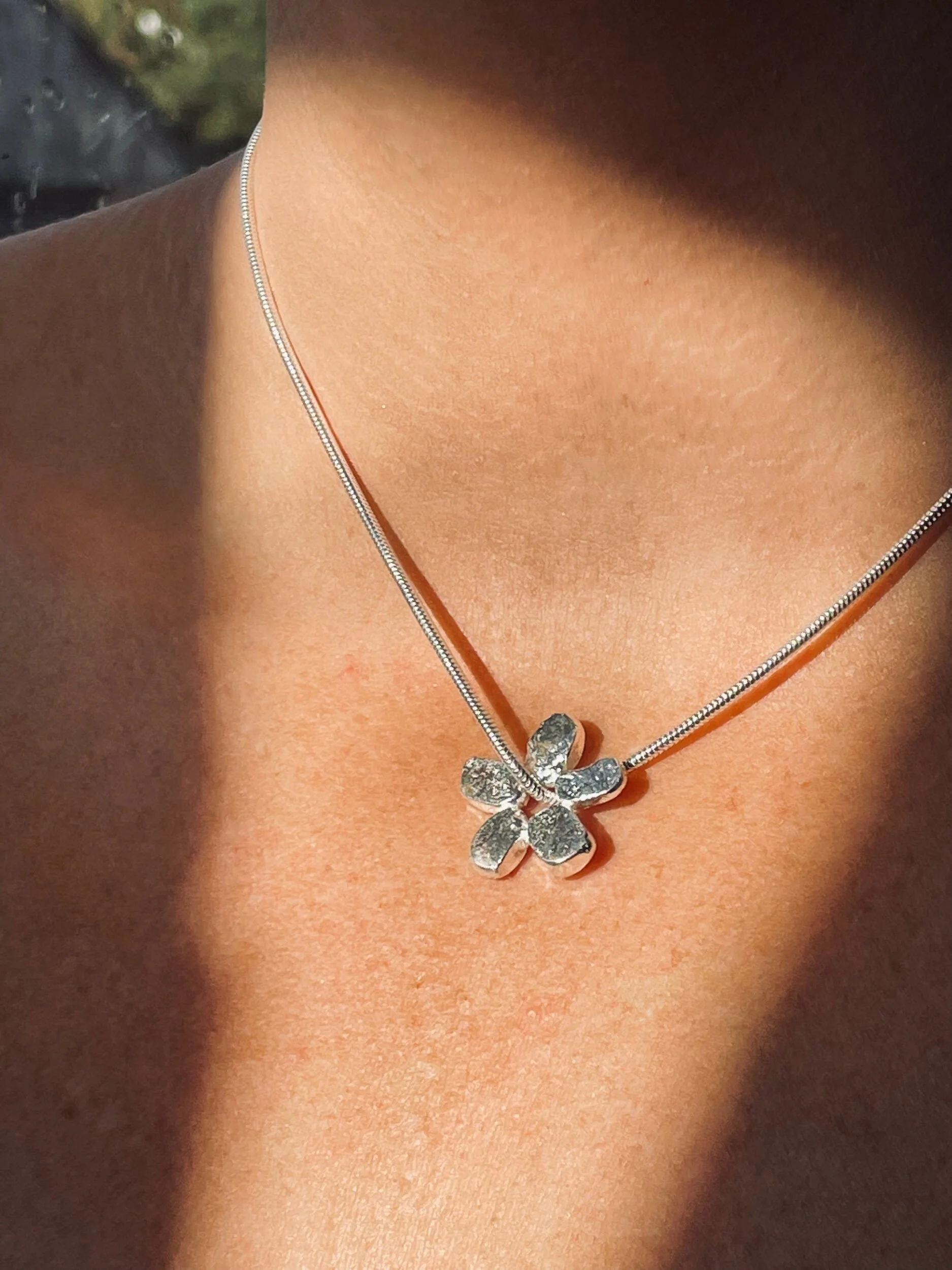 EC6551FF-72C2-41A8-BA87-80248D89B4FE