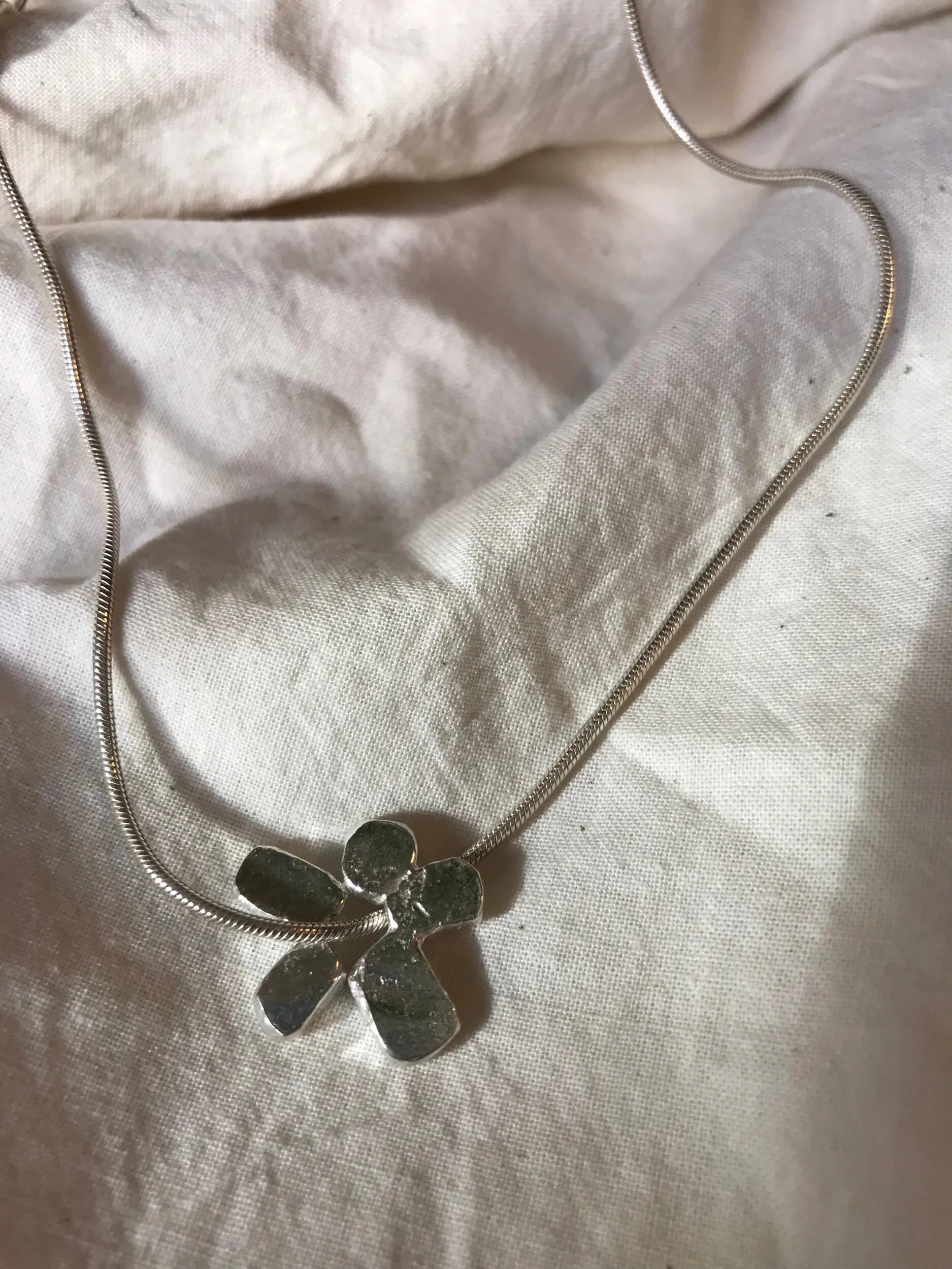 7CB7F902-3871-4F82-8EF6-582C36BE24C9