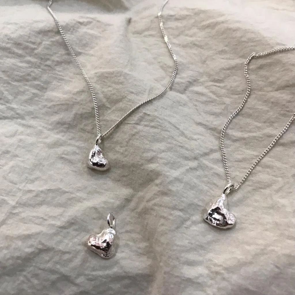 ABC503C1-F639-4C76-9FEA-8DC63A53CFEC