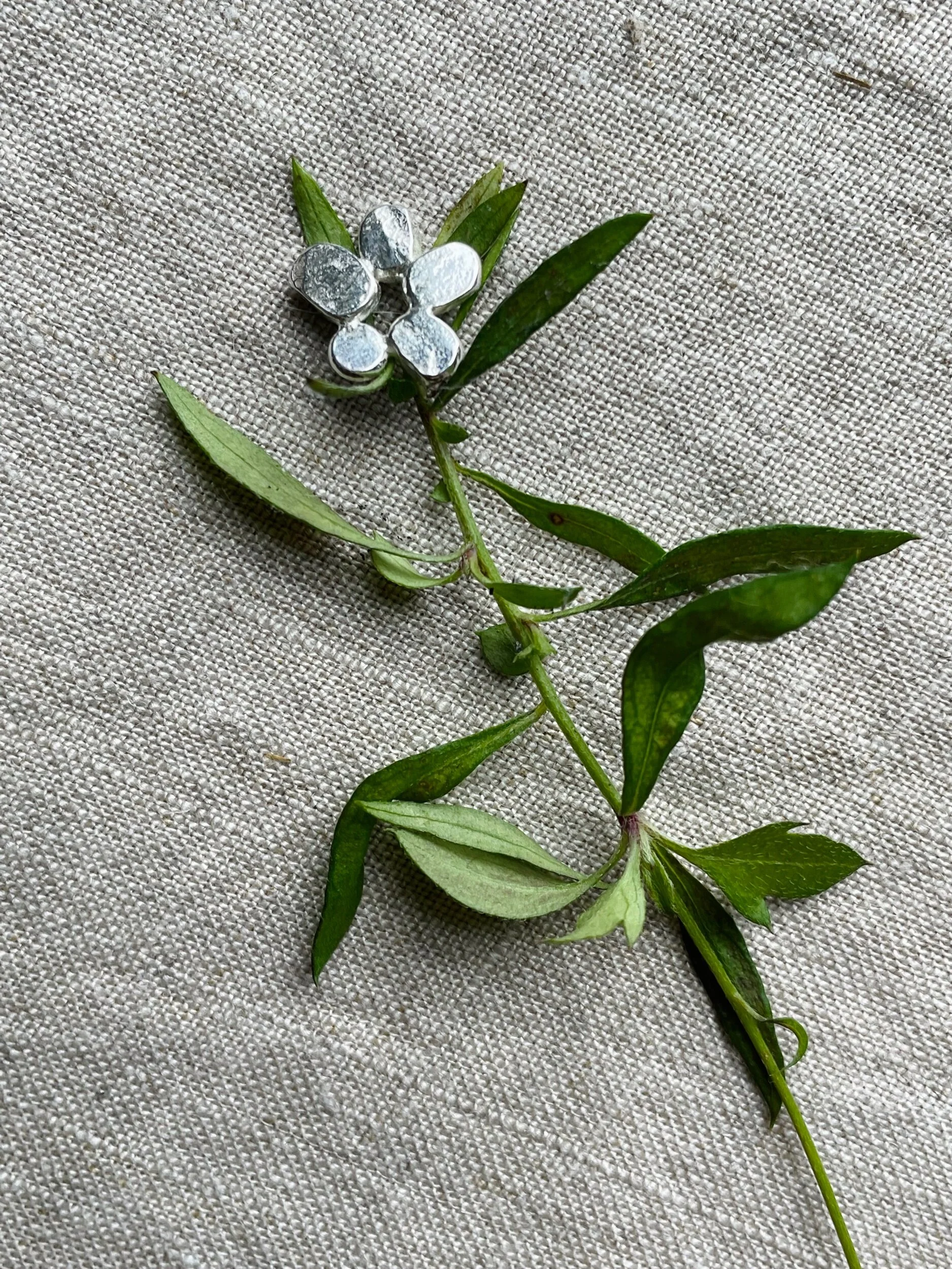 CBB74DDE-2656-4932-89B3-F6E461FE24BD