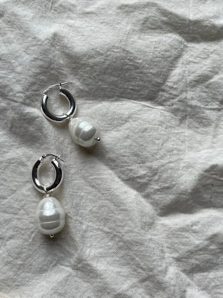 F0E7CAF6-7297-4B45-BBC8-E32988B6537F