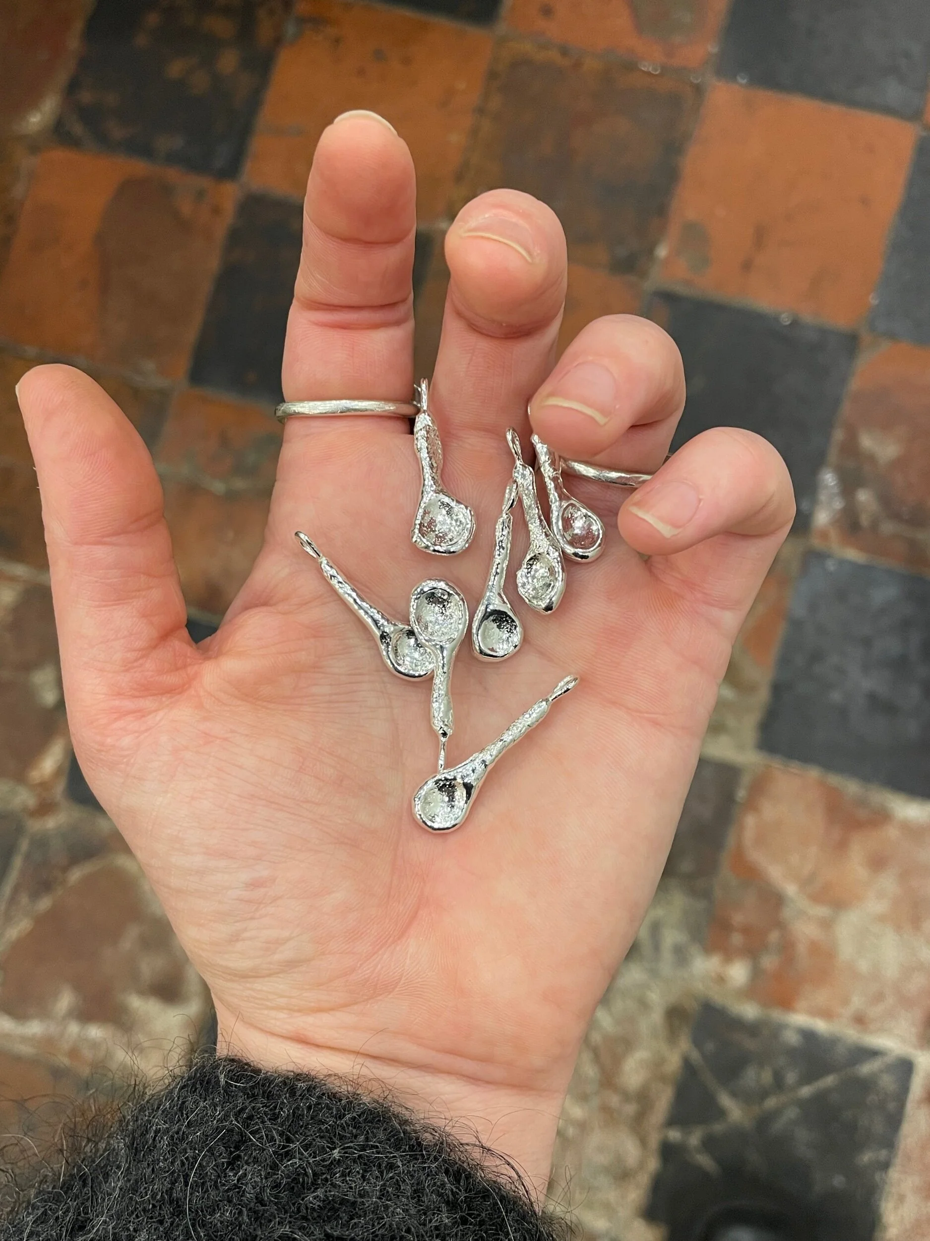 A72D0410-733B-4EC0-AB50-BE30DC96CE55