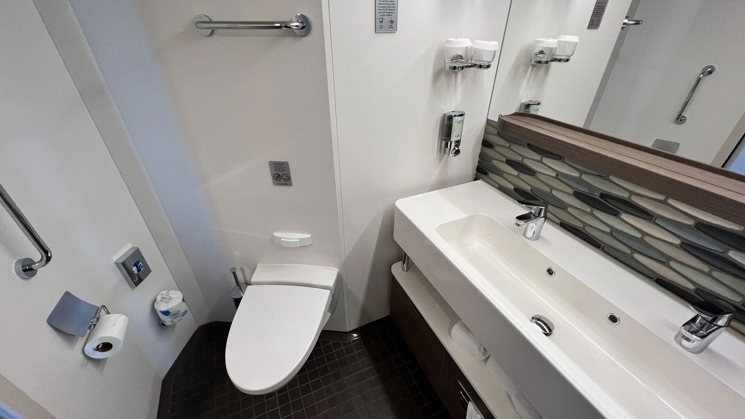 CB+cabin+ +bathroom+sink+and+toilet