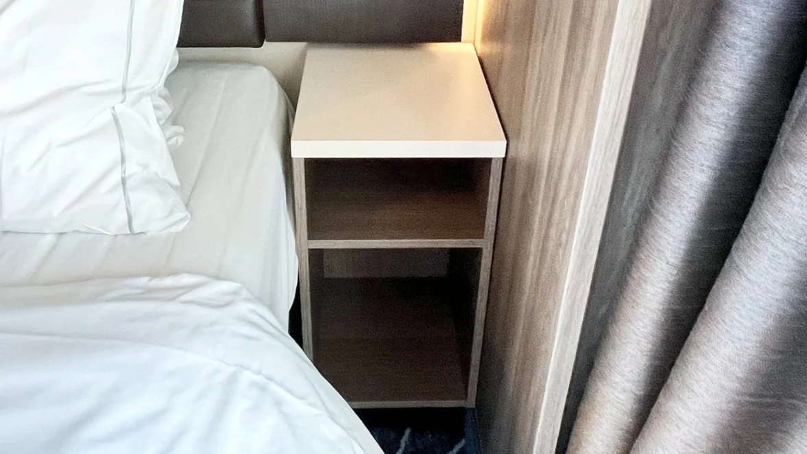 CB+cabin+ +end+table+right