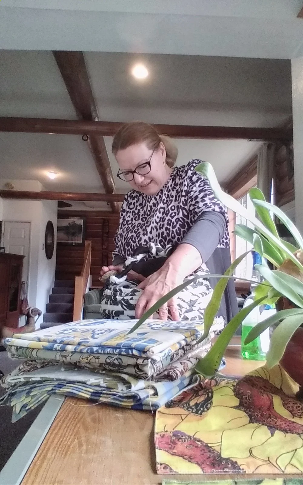 ShannonKruger-artist-in-studio (1).jpg