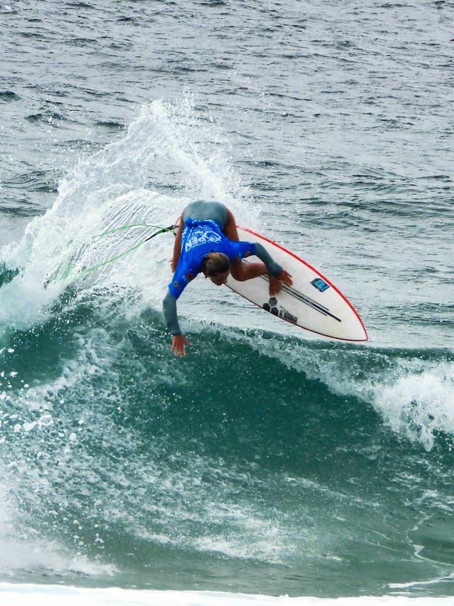 Technical surf coaching for beginners and competitors at Surf