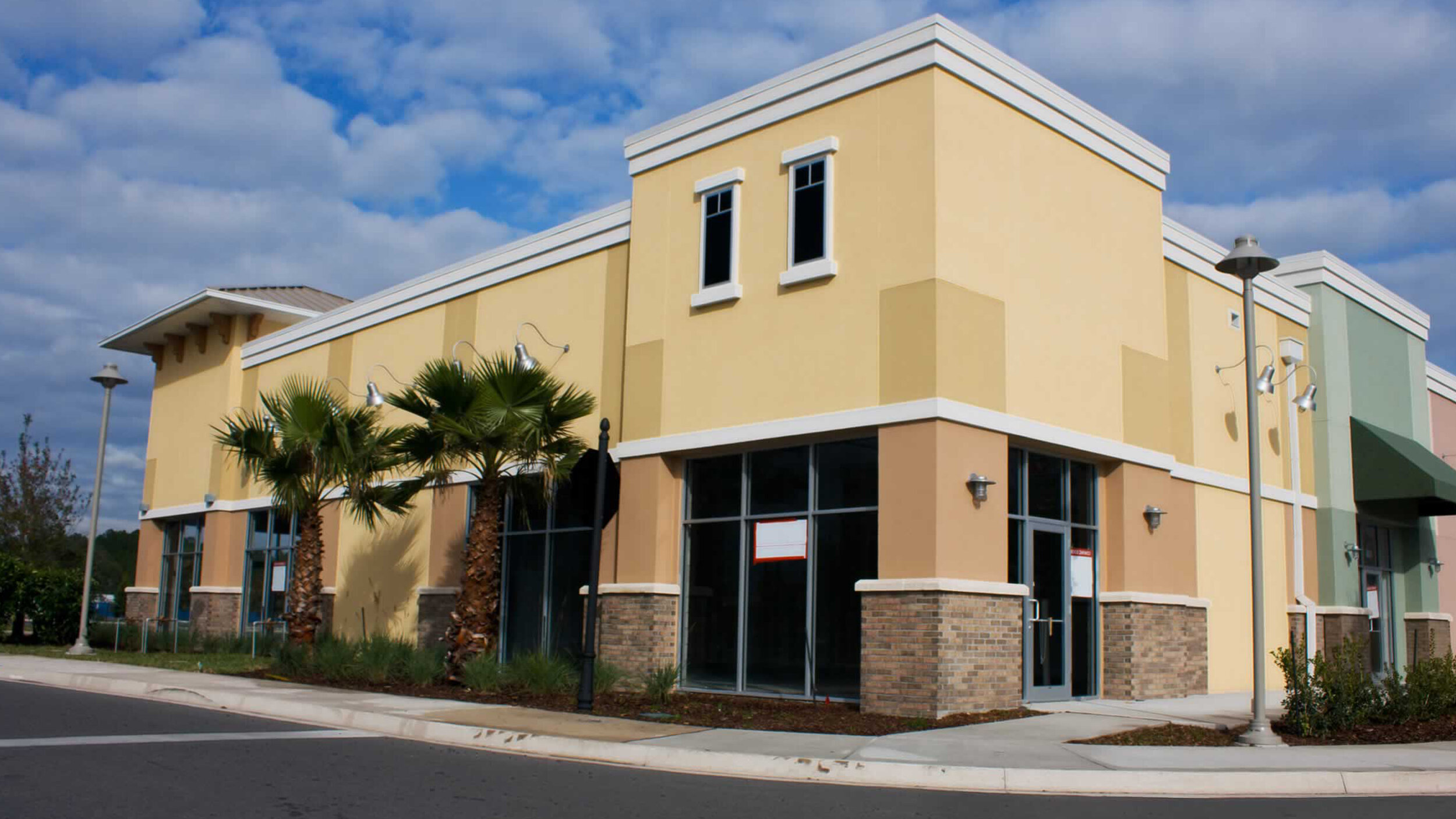 4500 Henderson.jpg