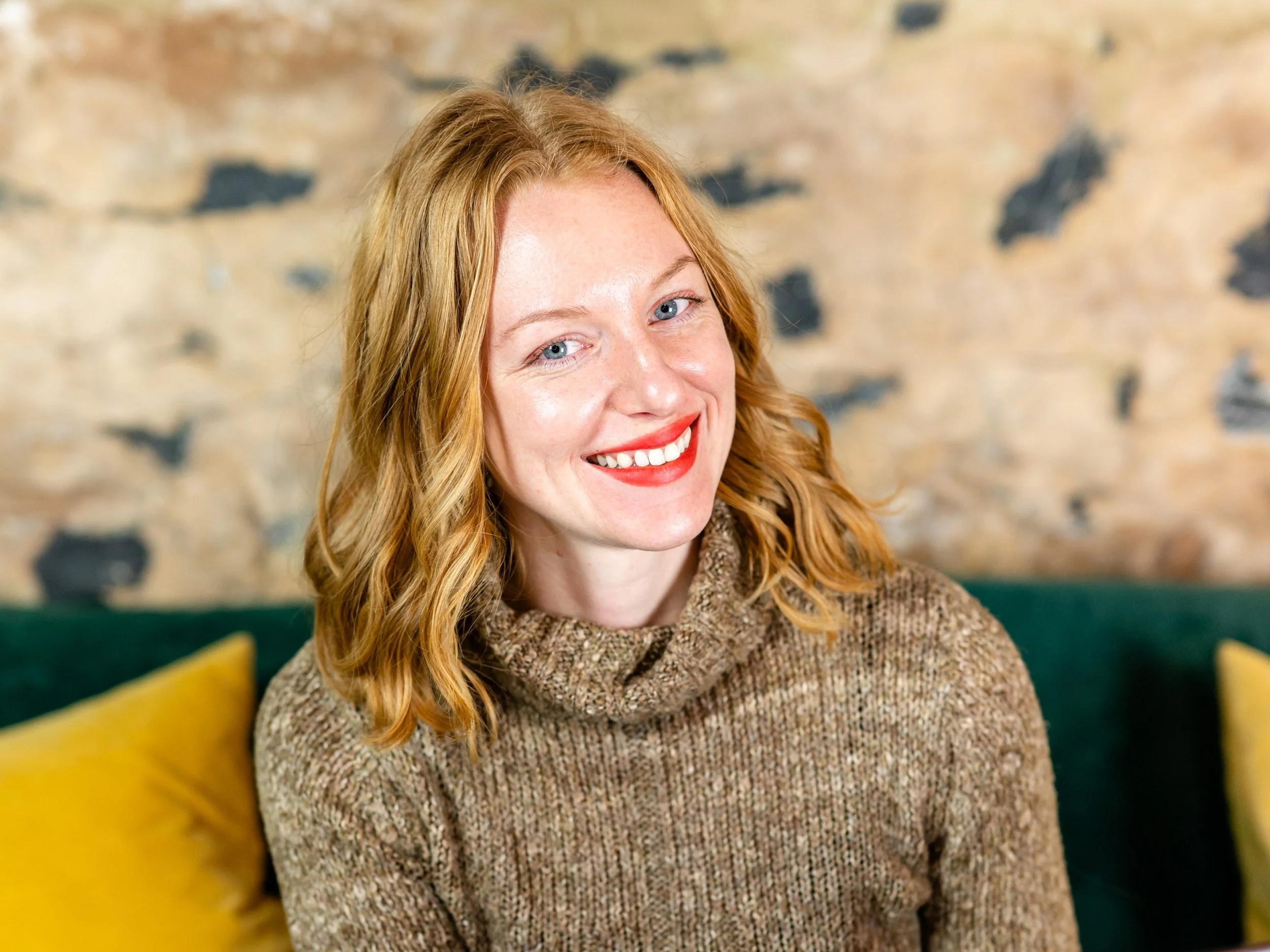 Rachel Curry headshot 2023.jpg