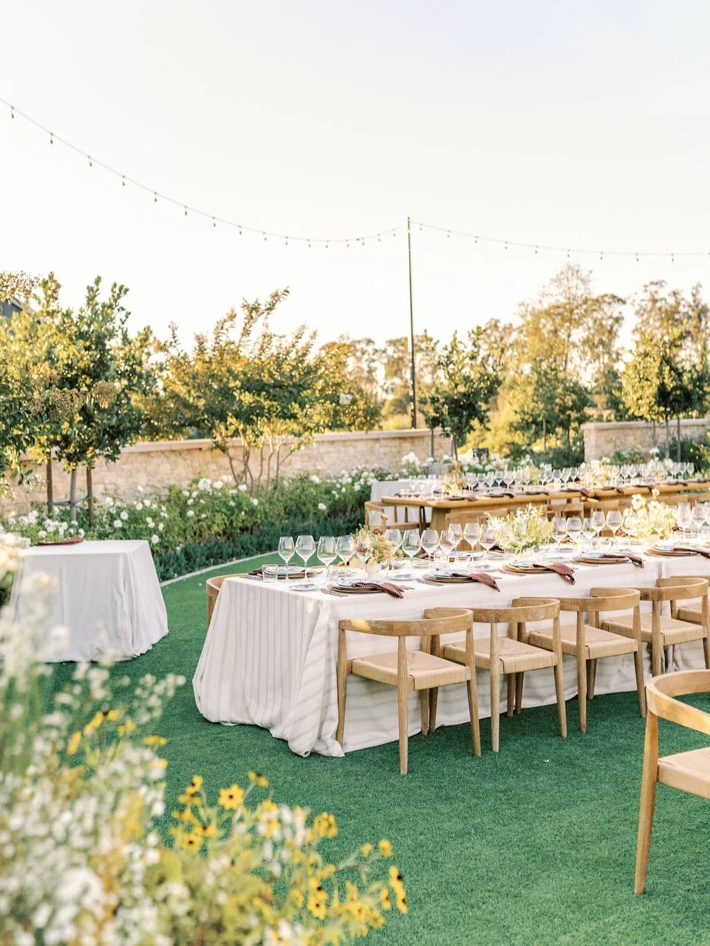 On this cold foggy day, dreaming of late summer Napa evenings 💫

Photographer | @julepgirl 
Planning + Design | @valleygirls_napa 
Florals | @juniperlanefloral 
Rentals | @foundrentalco @theonicollection 
Venue | @stanlyranchauberge