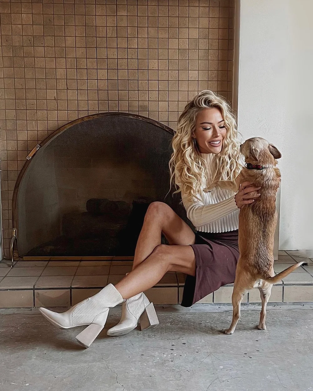 Happy Thanksgiving 🍁 From me and my Turkey 🐶
.
.
.
.
.
.
.
#thanksgiving #gratitude #sandiegolife #sandiegoliving #pointloma #sandiegodogslife  #turkeyday #turkey #thankful