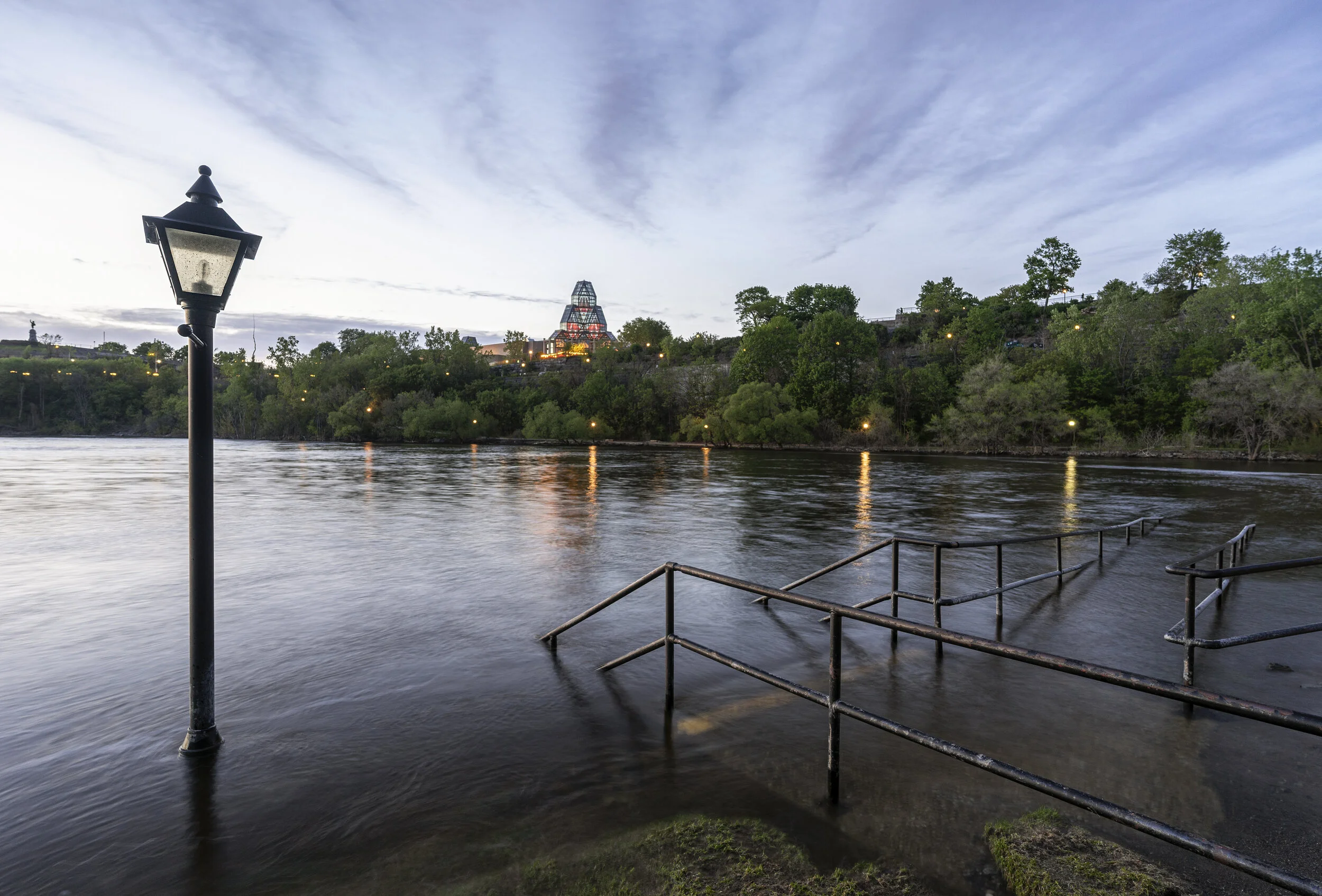 lamp railings low res.jpg