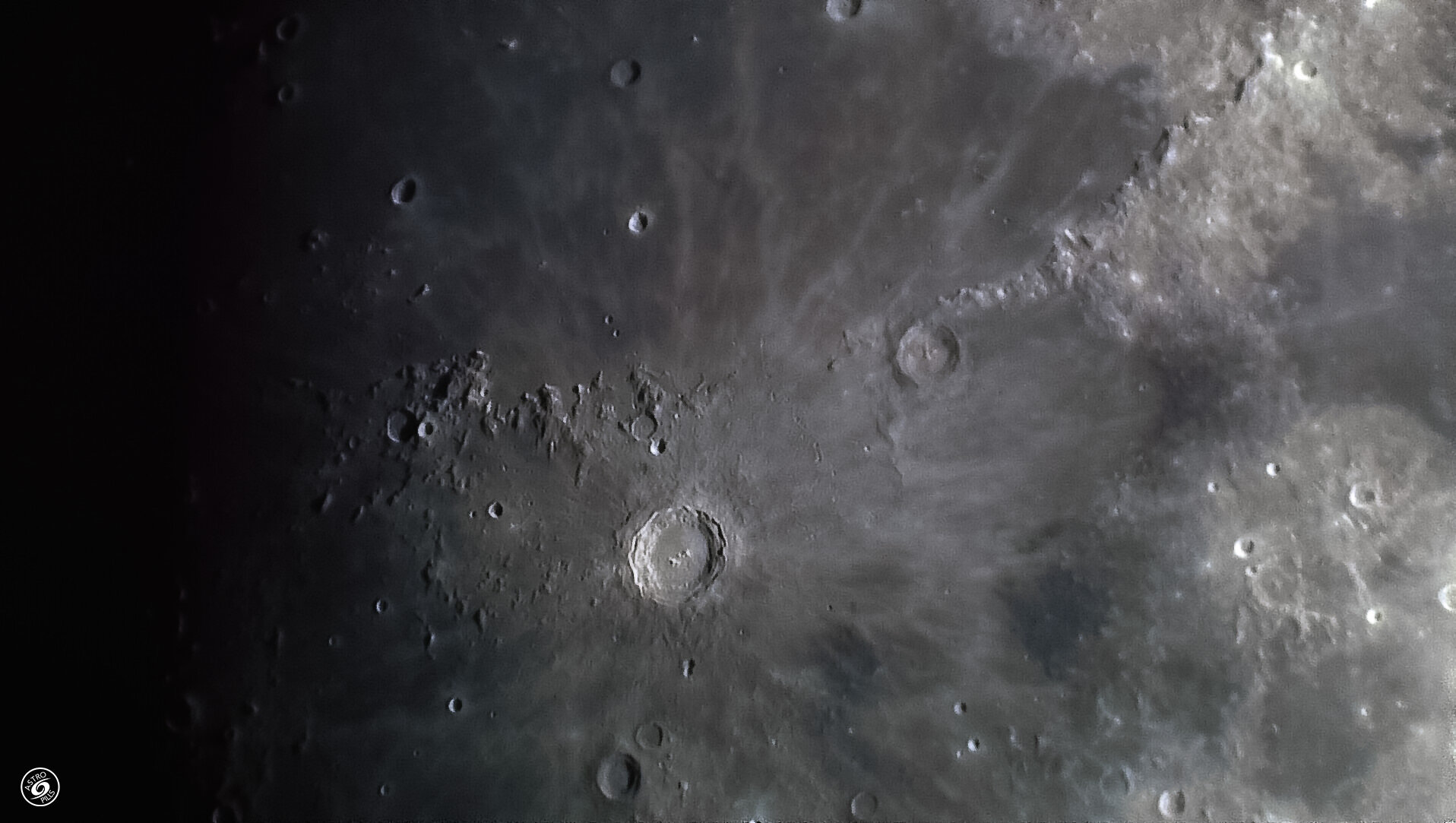 2020-06-01_BXL_MOON-VIDEO-MIX_OMD-skymax-AzGTI_CopernicusRegion-Barlow2X-V3.jpg