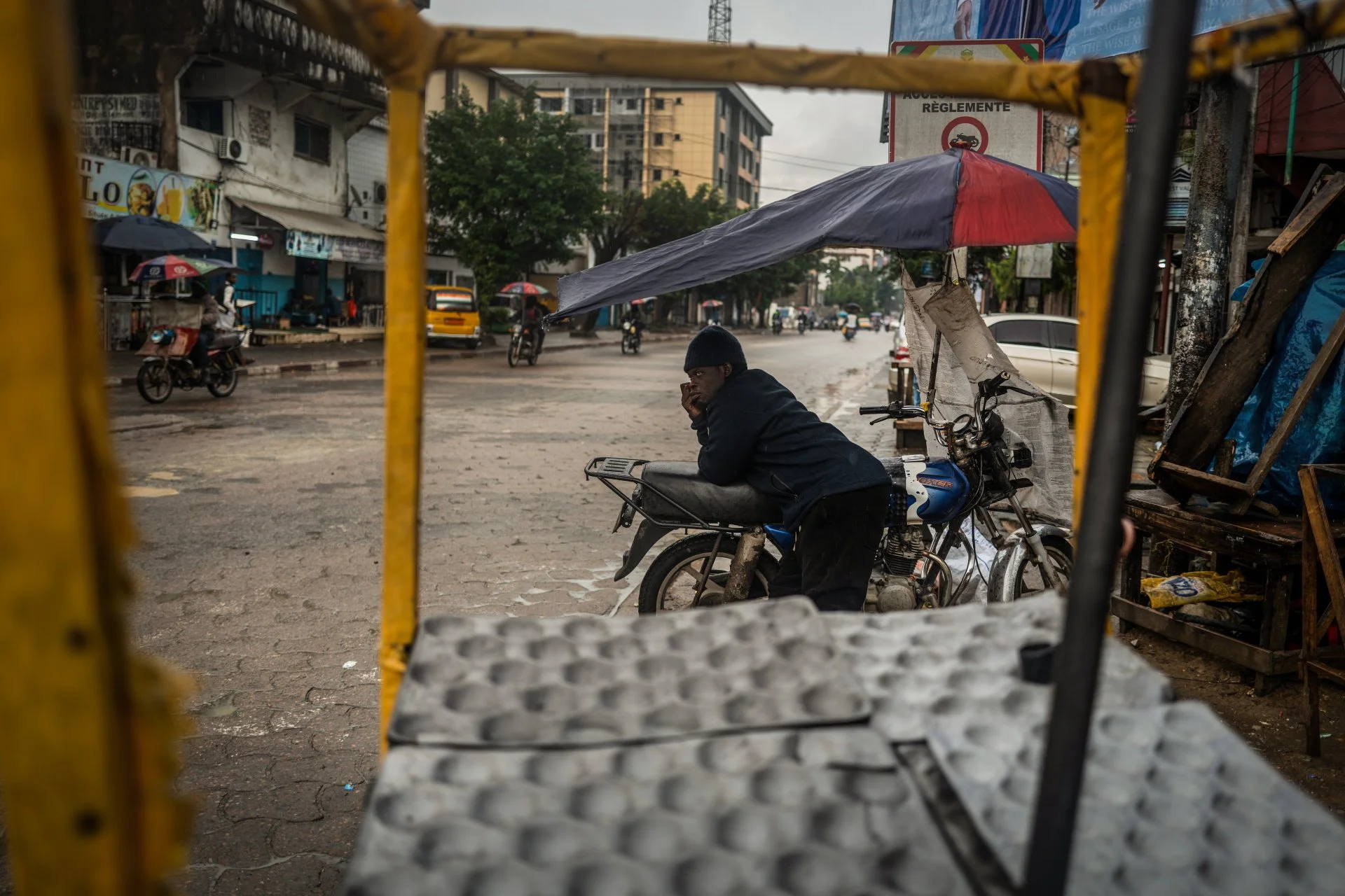 Benskin(s) : du battement des tambours au grondement des moteurs