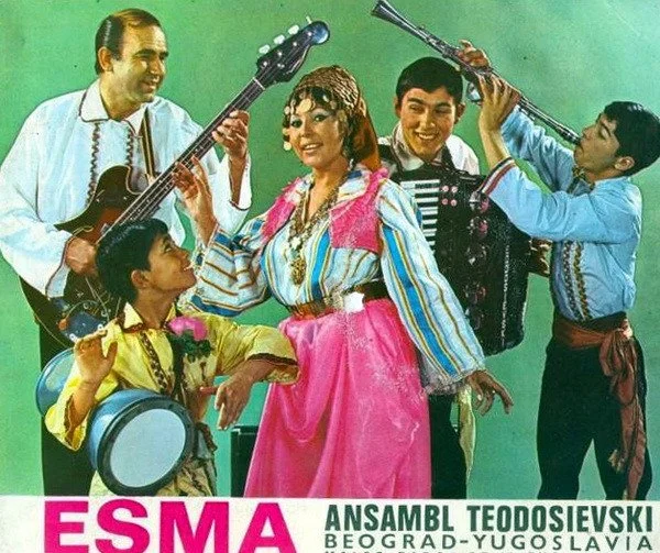 LES MANELE : L’ART VIVANT DE LA MUSIQUE ROM