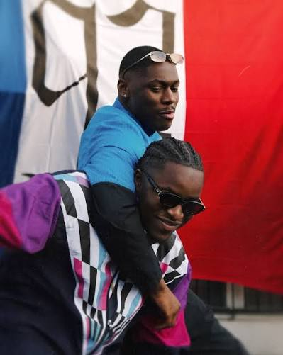 Pourquoi le drapeau est-il devenu le symbole fort des clips de rap ? 