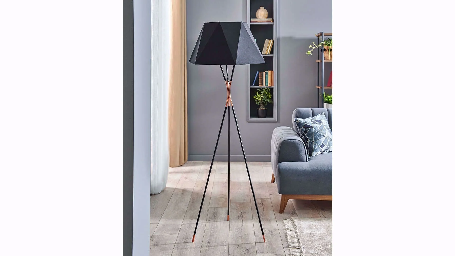 Rio Rose Standing Lamp