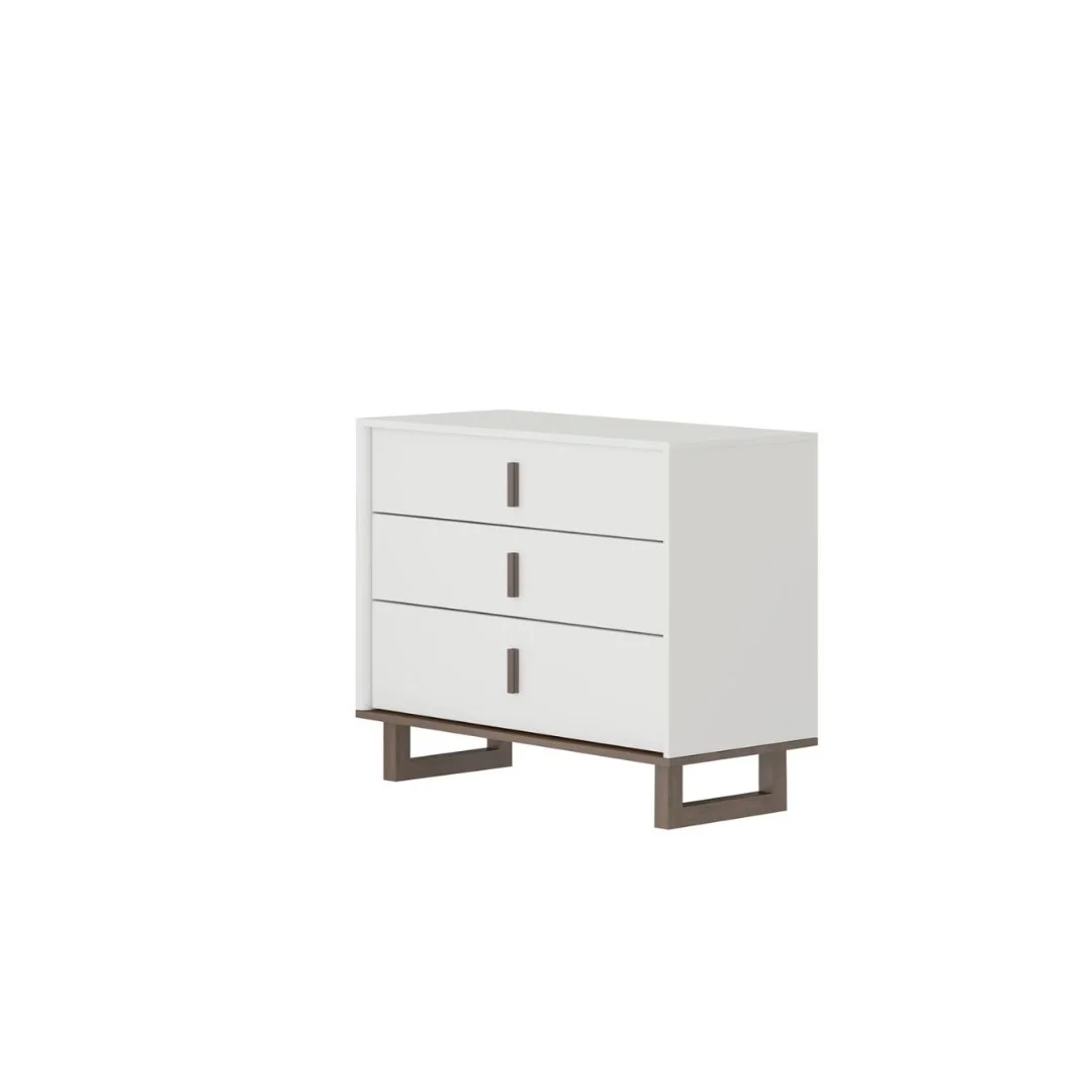 Calina Dresser