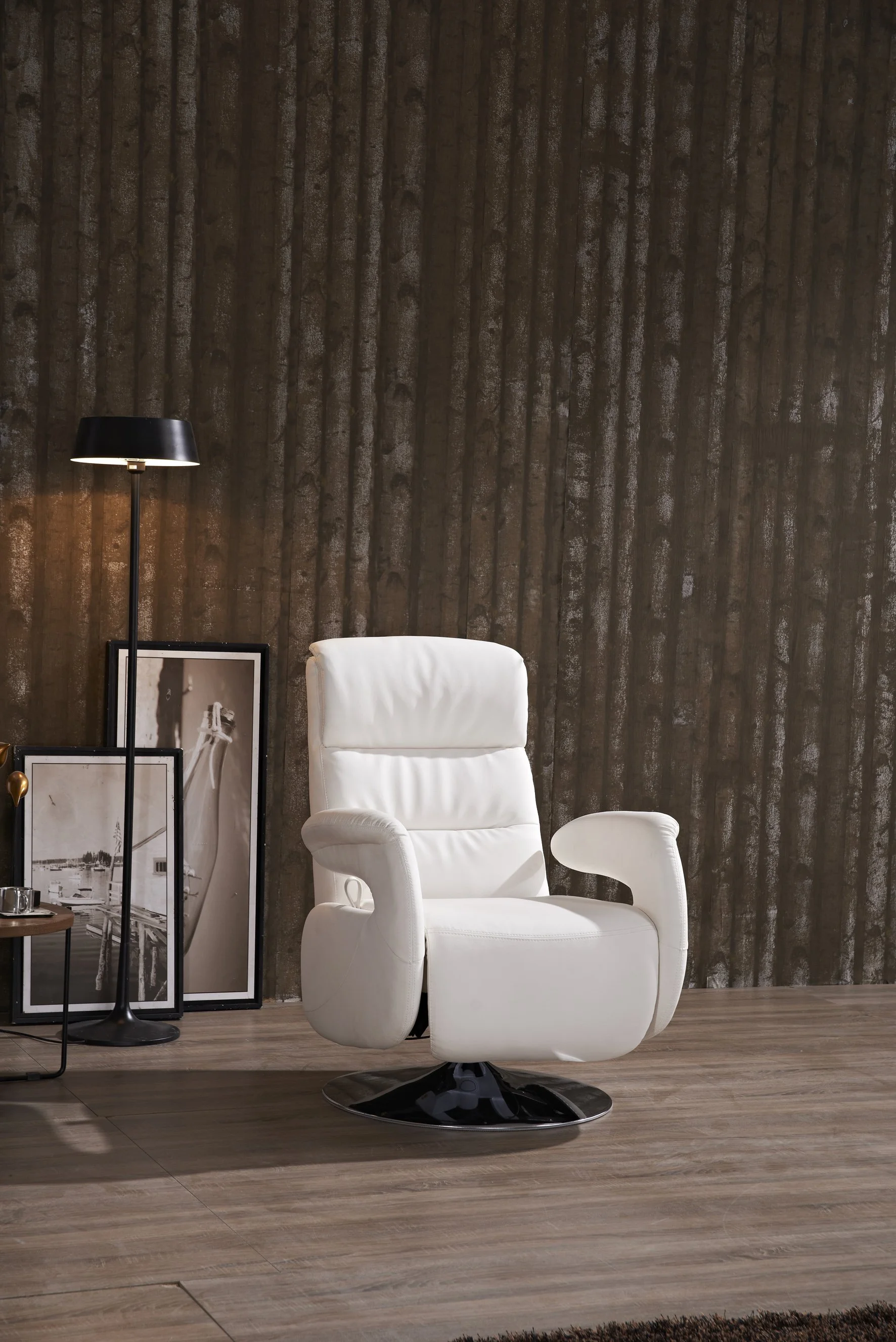 Arvika Armchair