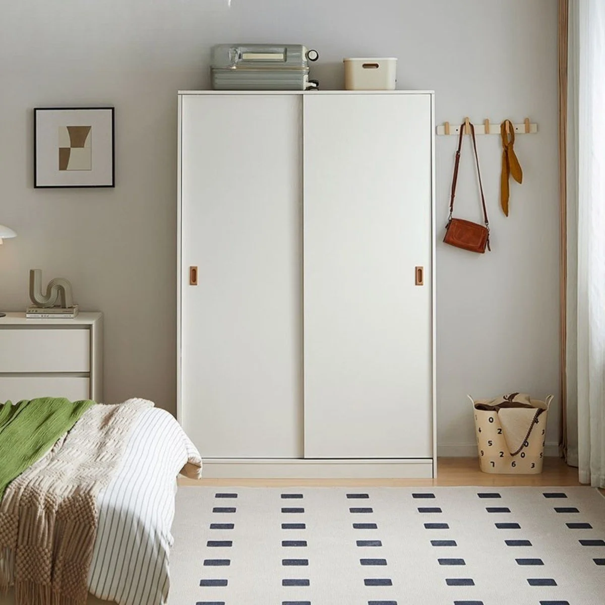 Ghent Sliding Wardrobe White LS466D6 (2).jpg