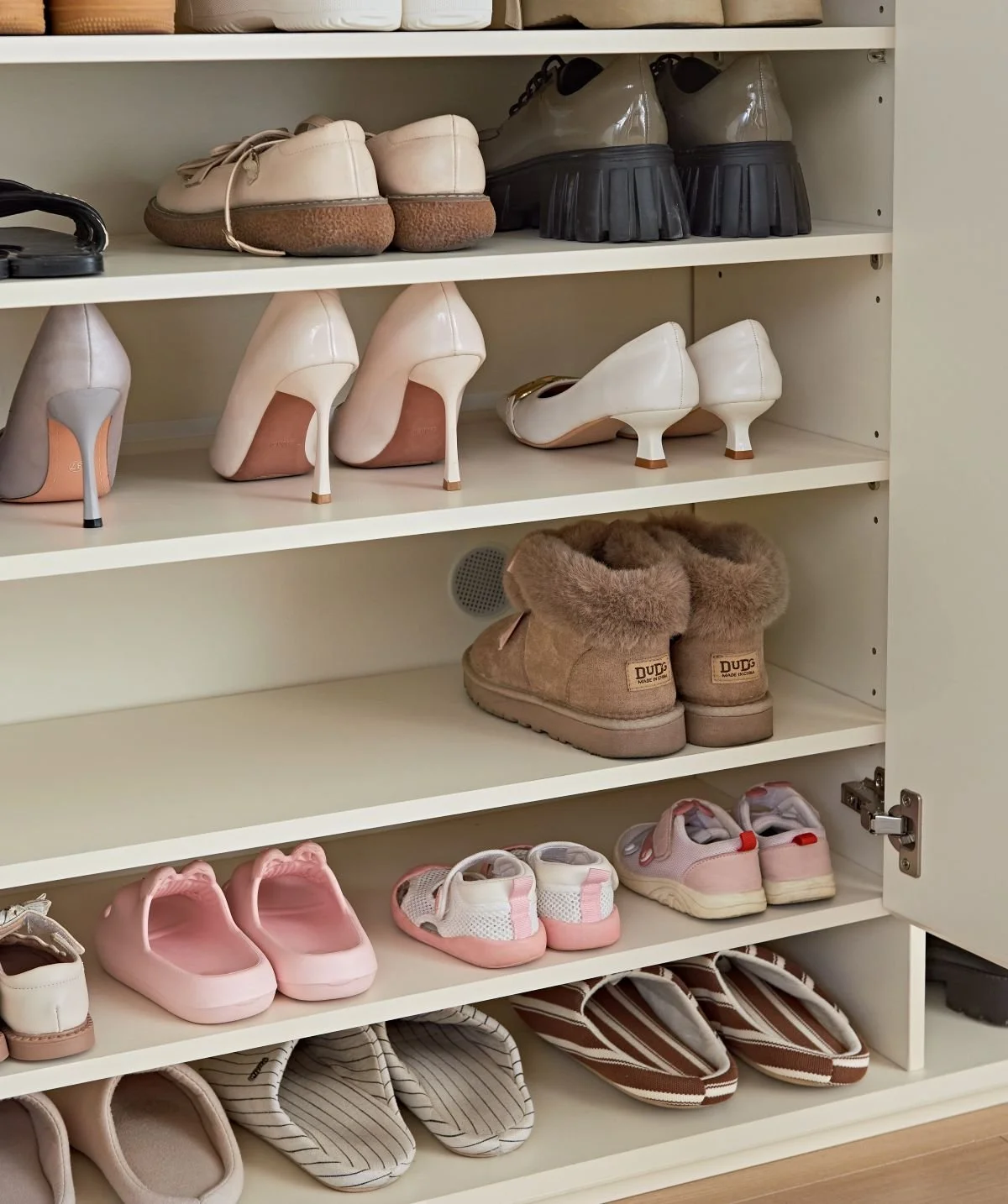 Roumania Shoe Cabinet 100 RU1N (7).jpg