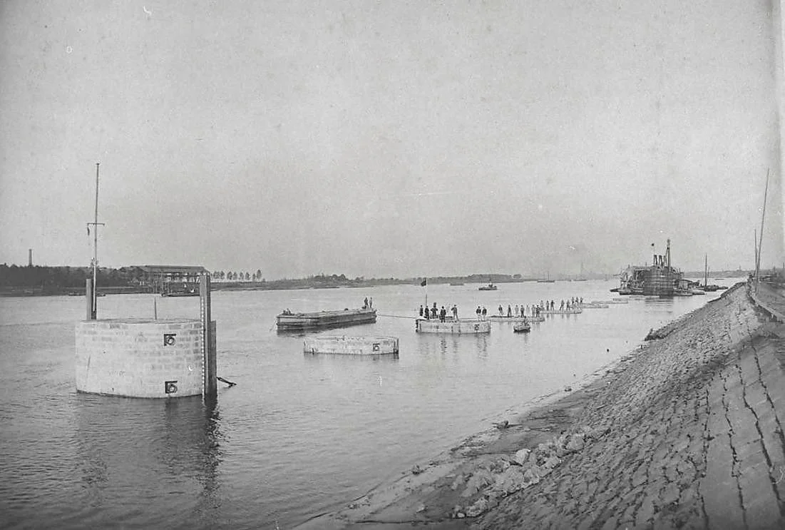Petroleum_zuid_0040.JPG