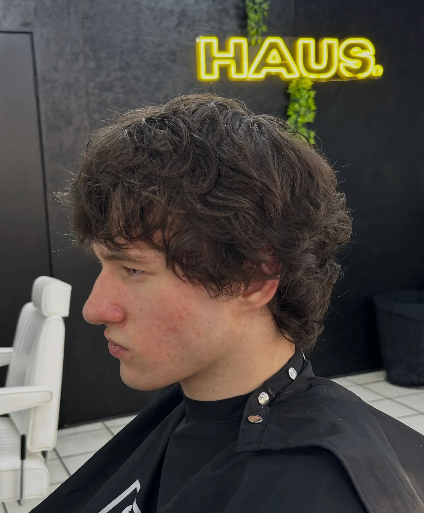 Scissor cut by @mrs.birca_barber ✂️

Diana will be back from holiday on the 9th of April and she is super busy, make sure you plan ahead ✨

Head to our website to lock in your appointment

www.hausmalegrooming.co.uk