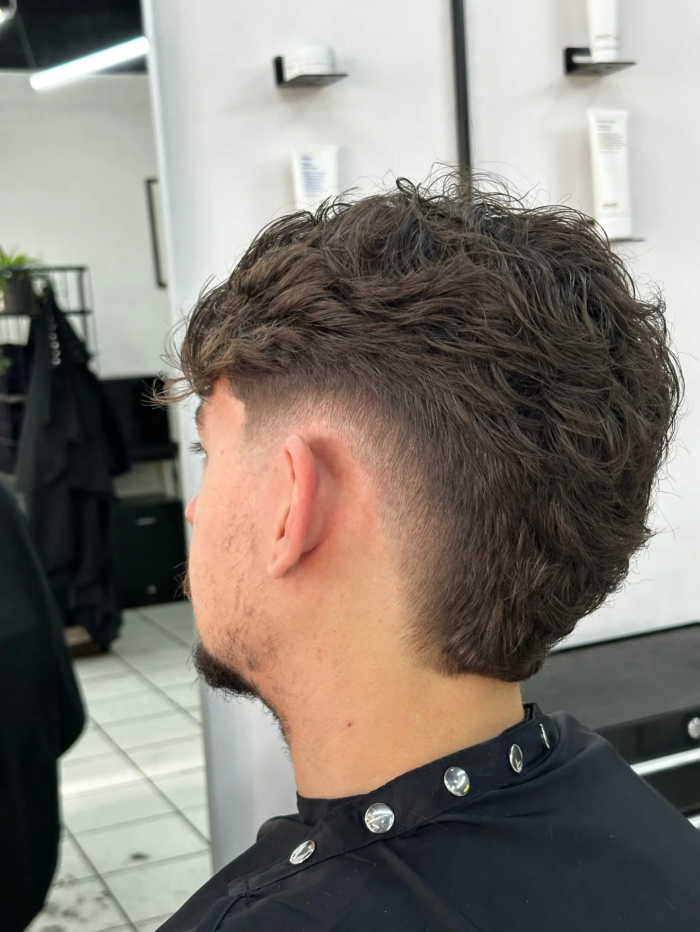 January is off to a bang💥 We&rsquo;re slammed this month and feeling the love. Huge thanks to everyone keeping the chairs full 💛

Cut by @mrs.birca_barber ✨

Head to www.hausmalegrooming.co.uk to lock in your appointment