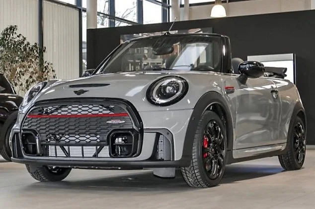 VENDU - LLD Mini John Cooper Works Cabrio - 2022 - dès 706€ / mois