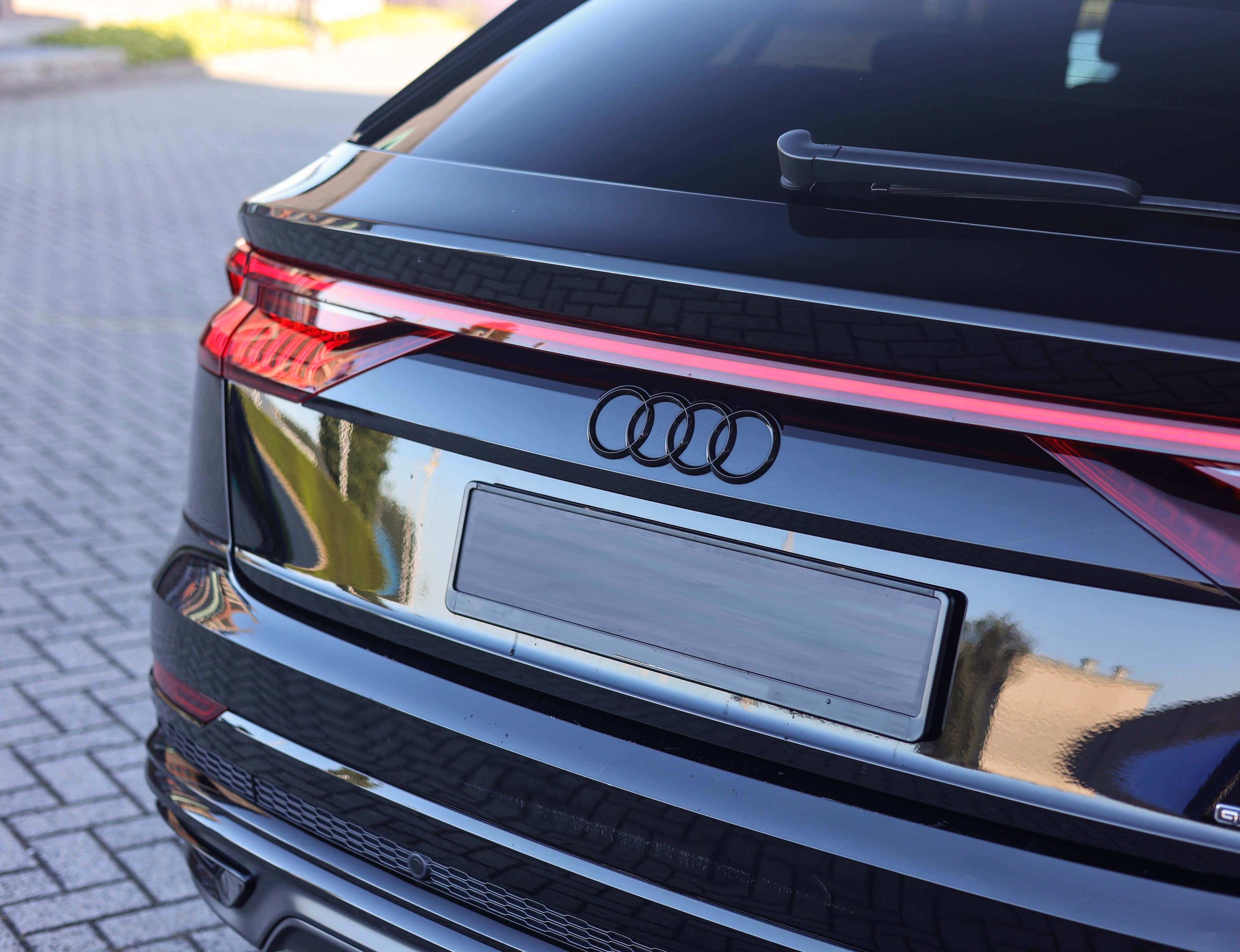 Location longue durée d'occasion Audi Q8 Compétition 60 TFSIe dès 1 657