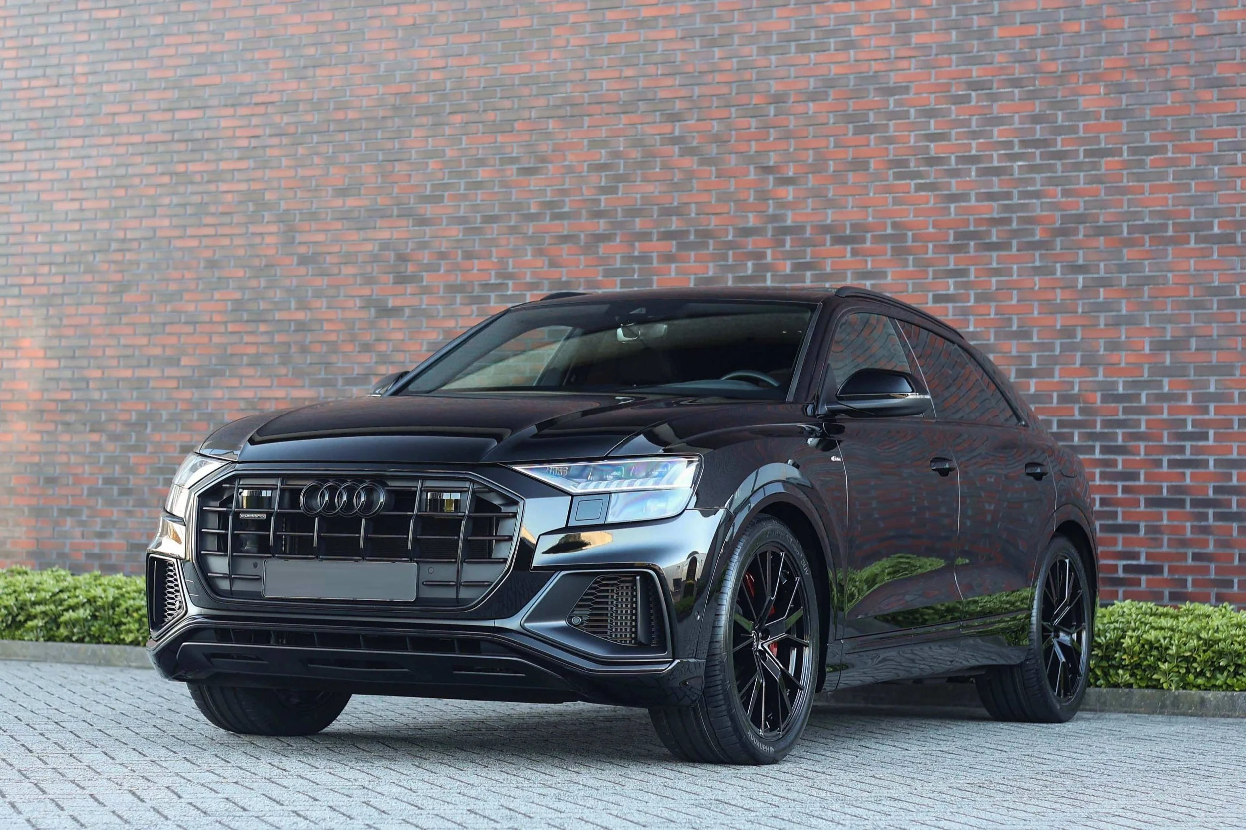 Location longue durée d'occasion Audi Q8 Compétition 60 TFSIe dès 1 657