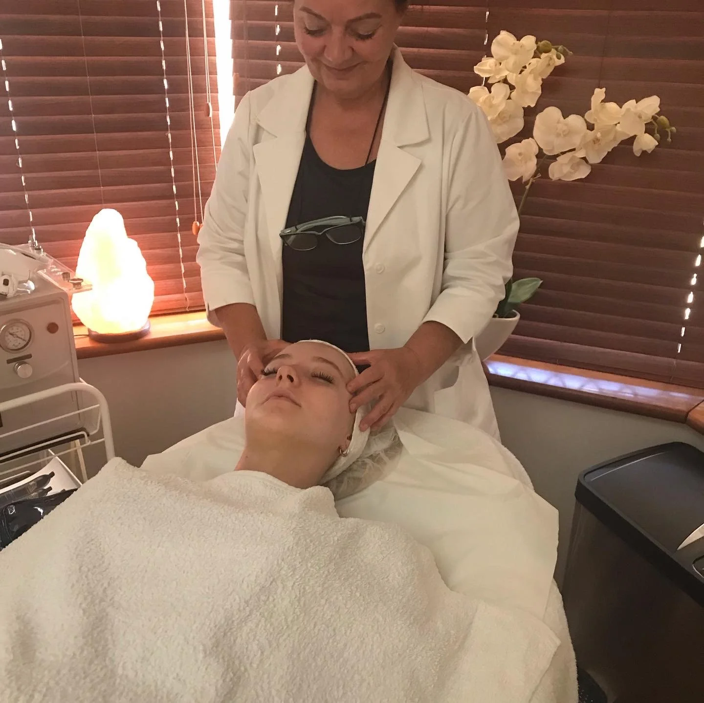 Reasons to get a professional facial