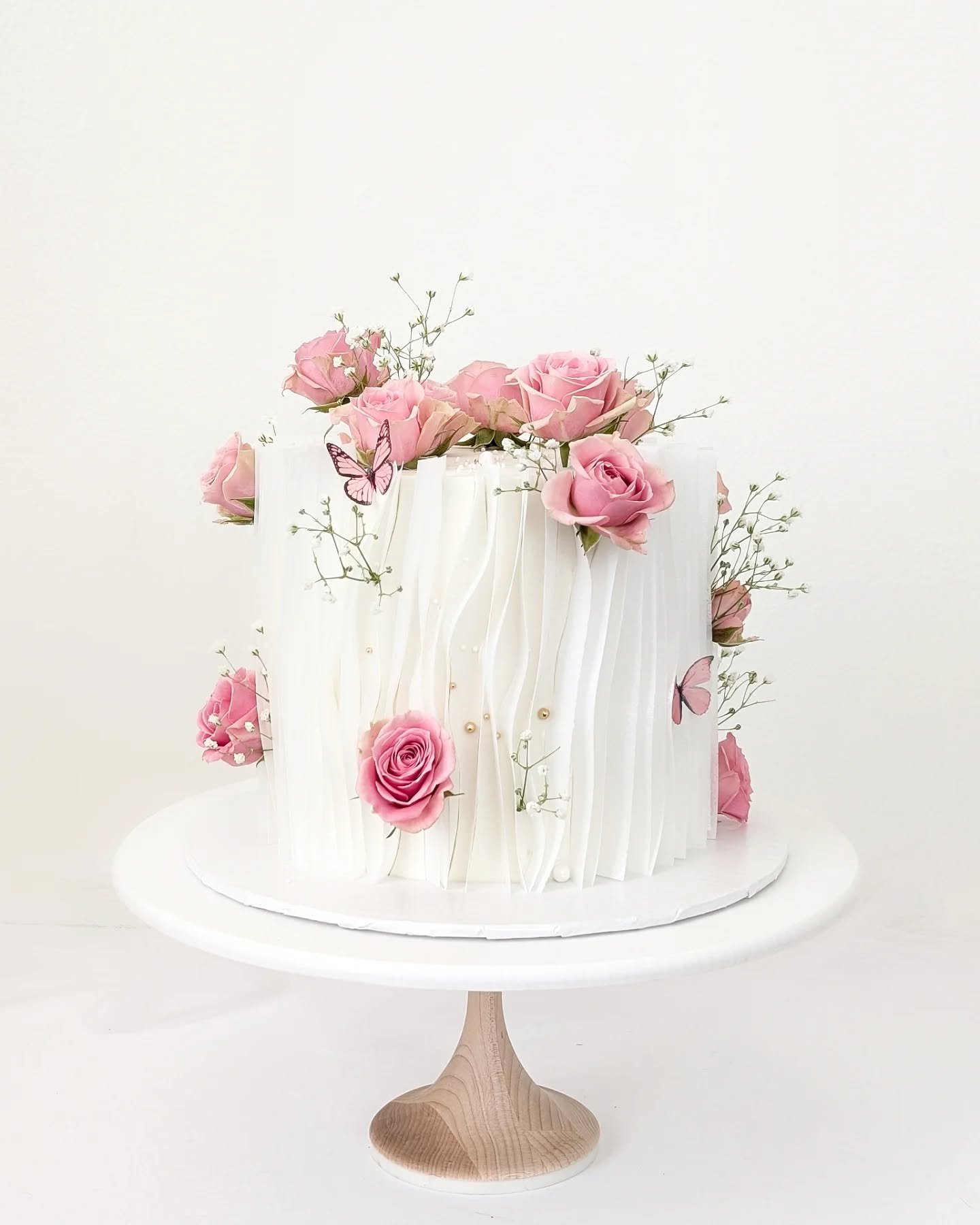 🌷✨🦋

To discuss placing an order, please text. 208.615.2382

SaraMackCakes.com

#saramackcakes #customcakes #boiseweddingvendor #meridiancake #buttercreamfrosting #cakeproject #cakeideas #cakedecorator #cakelover #boiseweddings #cakemasters #butter