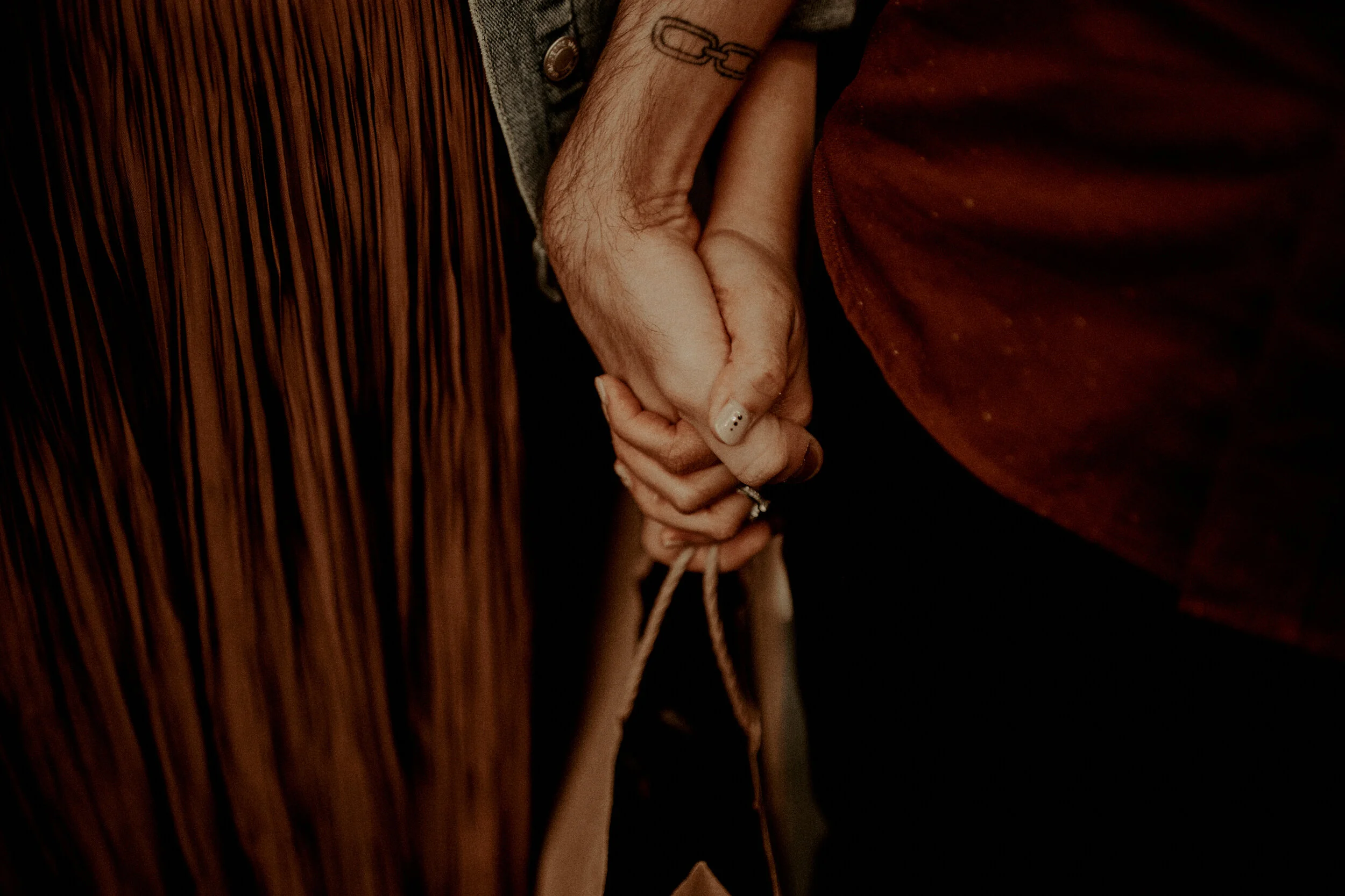 F&G-Gaël-Mathieu-Photographe-Professionnel-Mariage-Couple-évenementiel-France-Bretagne-Paris-séance-engagement-paris 29.jpg
