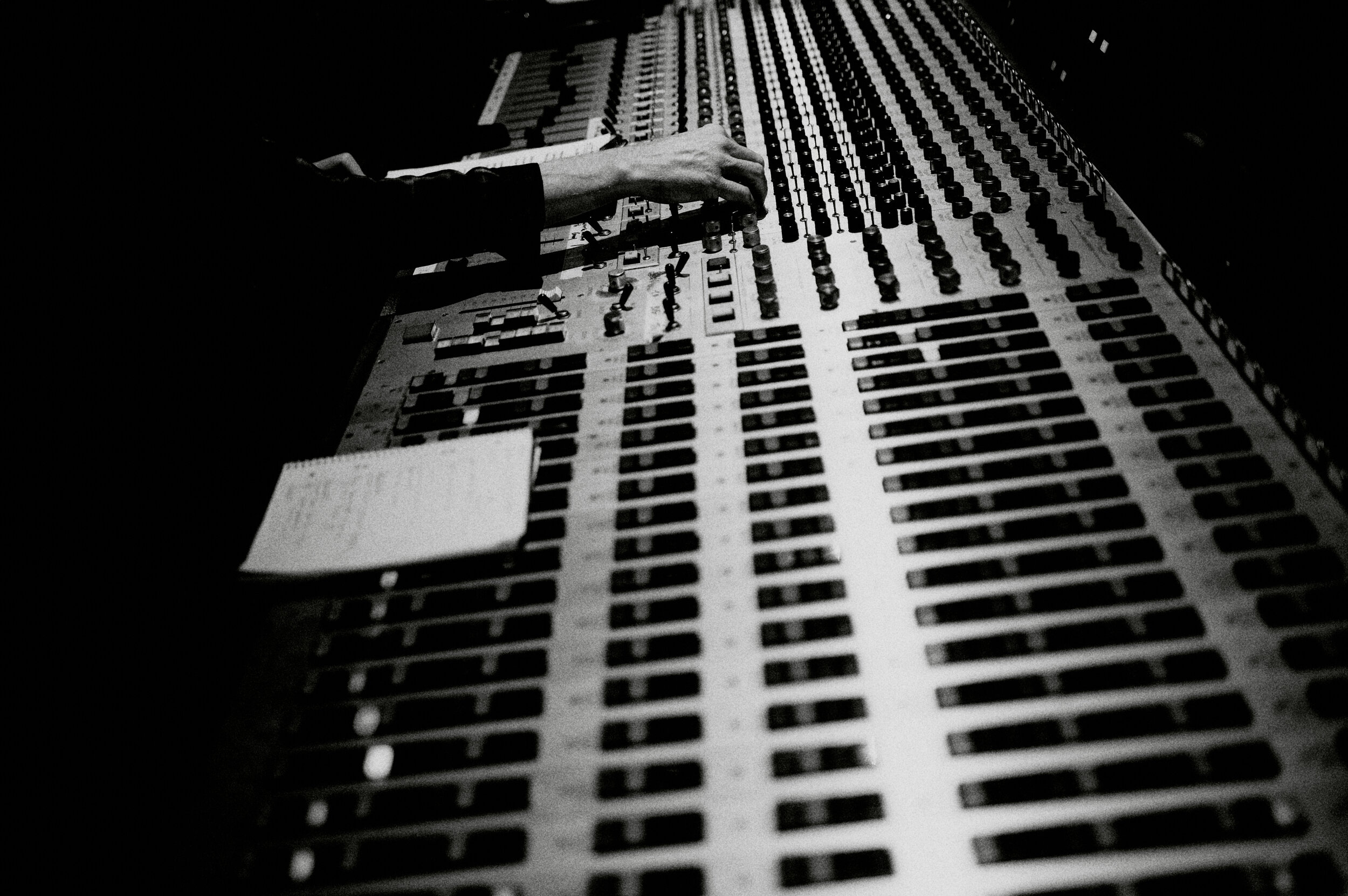 Elder-Studio-Black-Box-2019-Gaël-Mathieu-The-Heavy-Chronicles 37.jpg