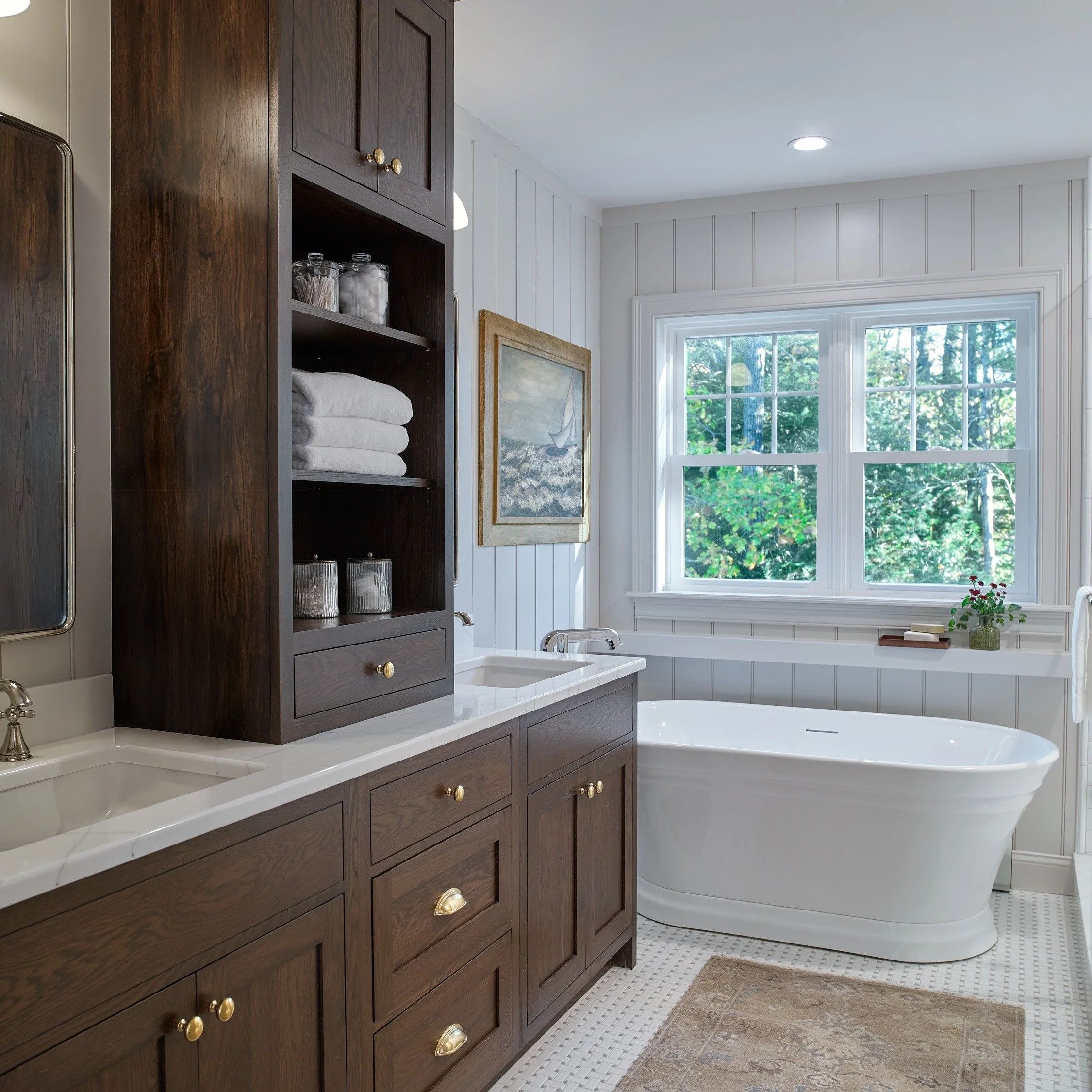 The details make the difference.

From custom millwork to layered textures and natural light, every element in this bathroom was selected to create a calm, refined retreat.

Design: @kellymcnultyinteriors for @centerlinedesignme
Build: @centerlinebui