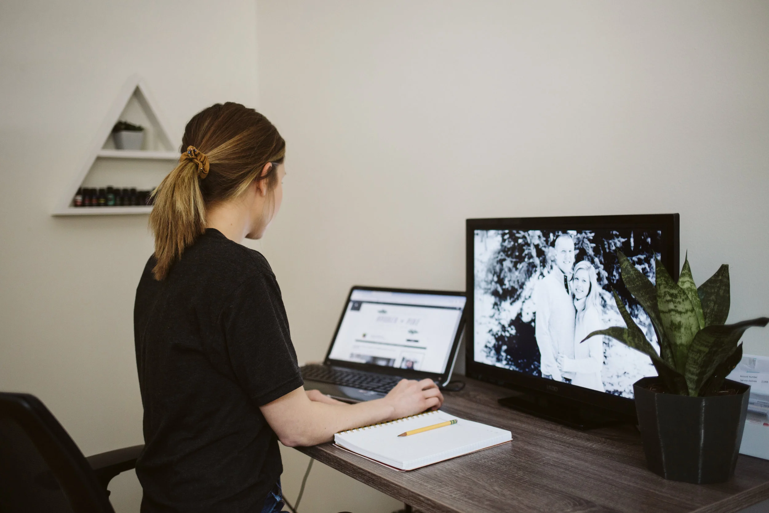 5 TIPS FOR WORKING FROM HOME