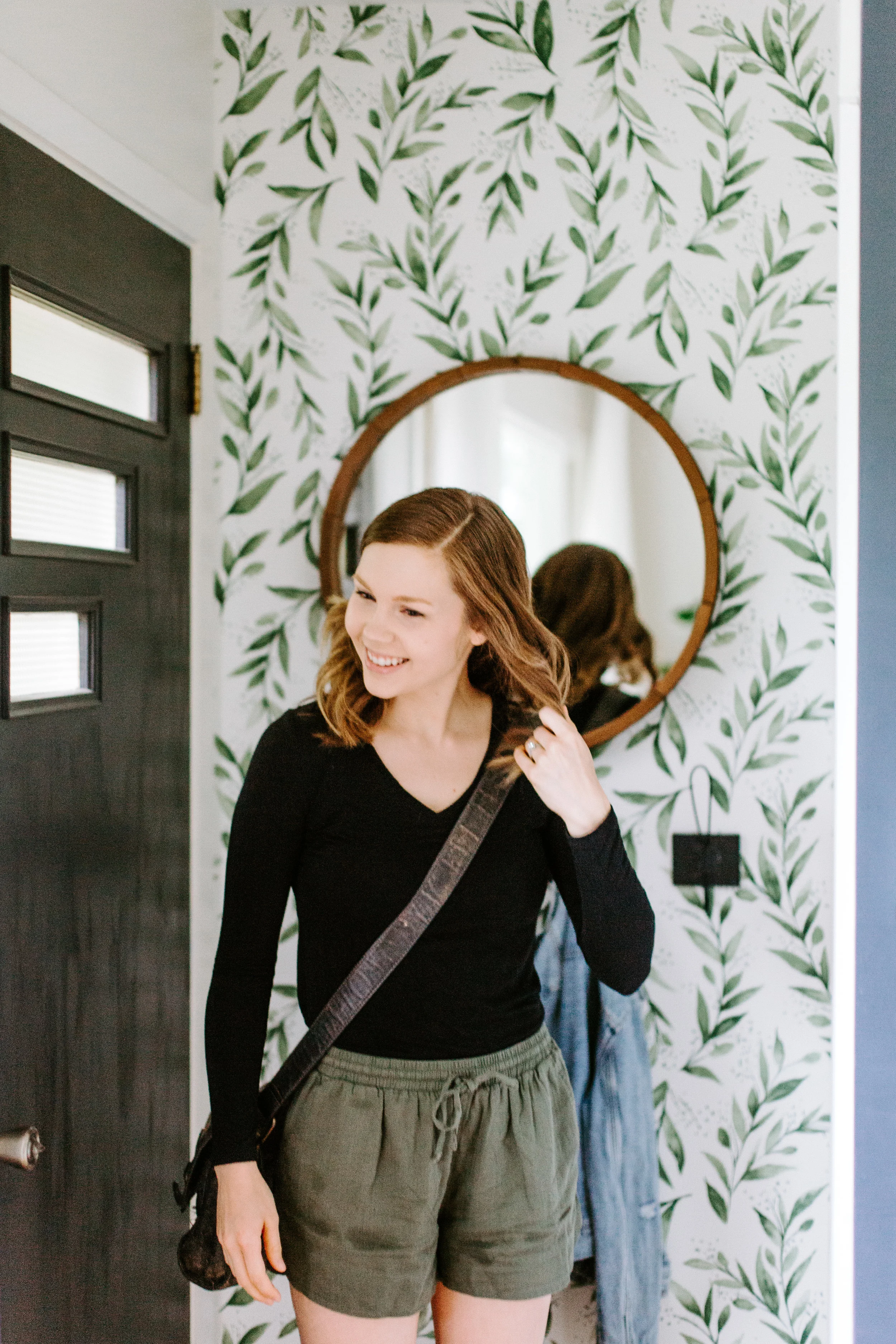 10 THINGS YOU DIDN'T KNOW YOU NEEDED WHEN TRAVELING!