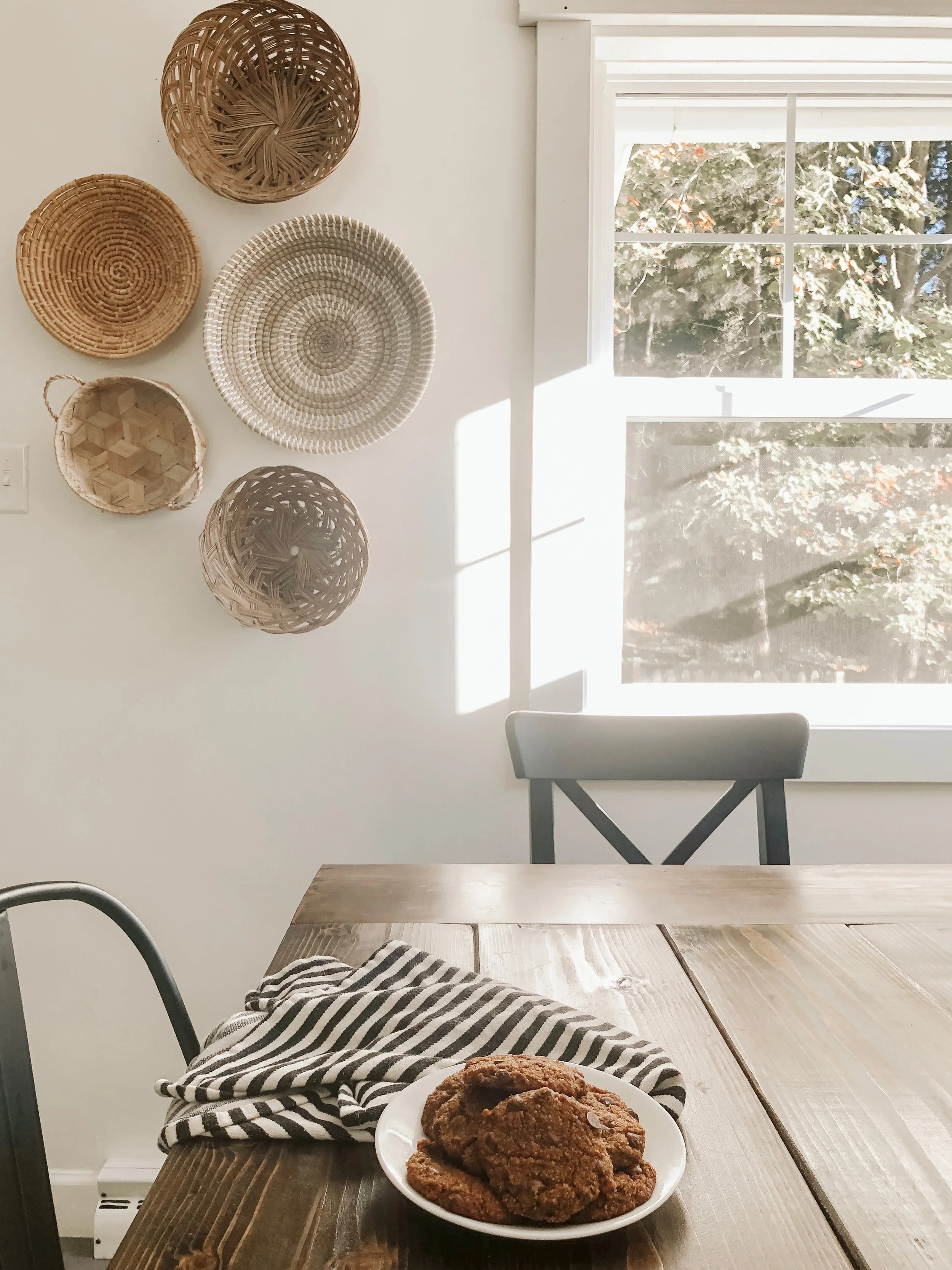 HEALTHIER PUMPKIN CHOCOLATE CHIP COOKIES