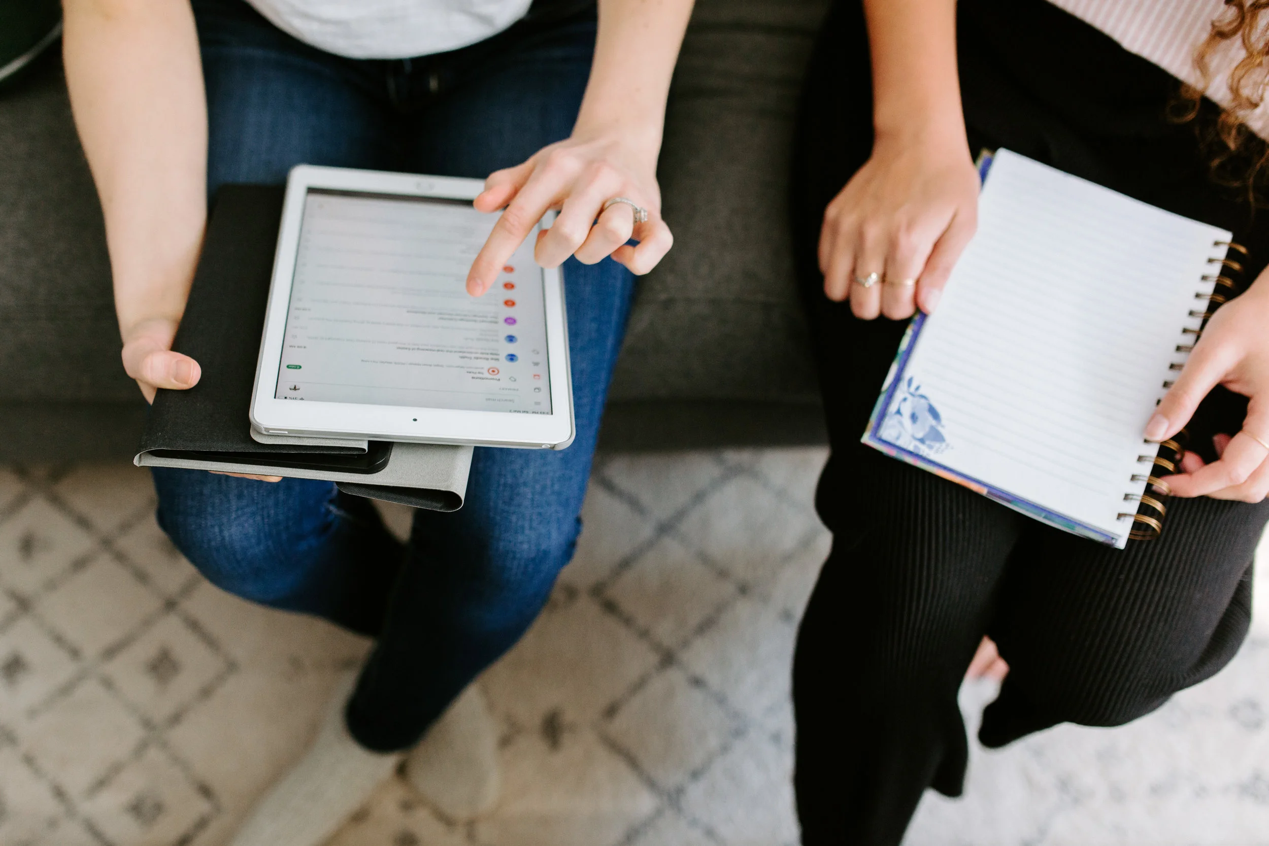 A SIMPLE WAY TO IMPROVE YOUR TIME MANAGEMENT | PLUS A FREE PRINTABLE SCHEDULE