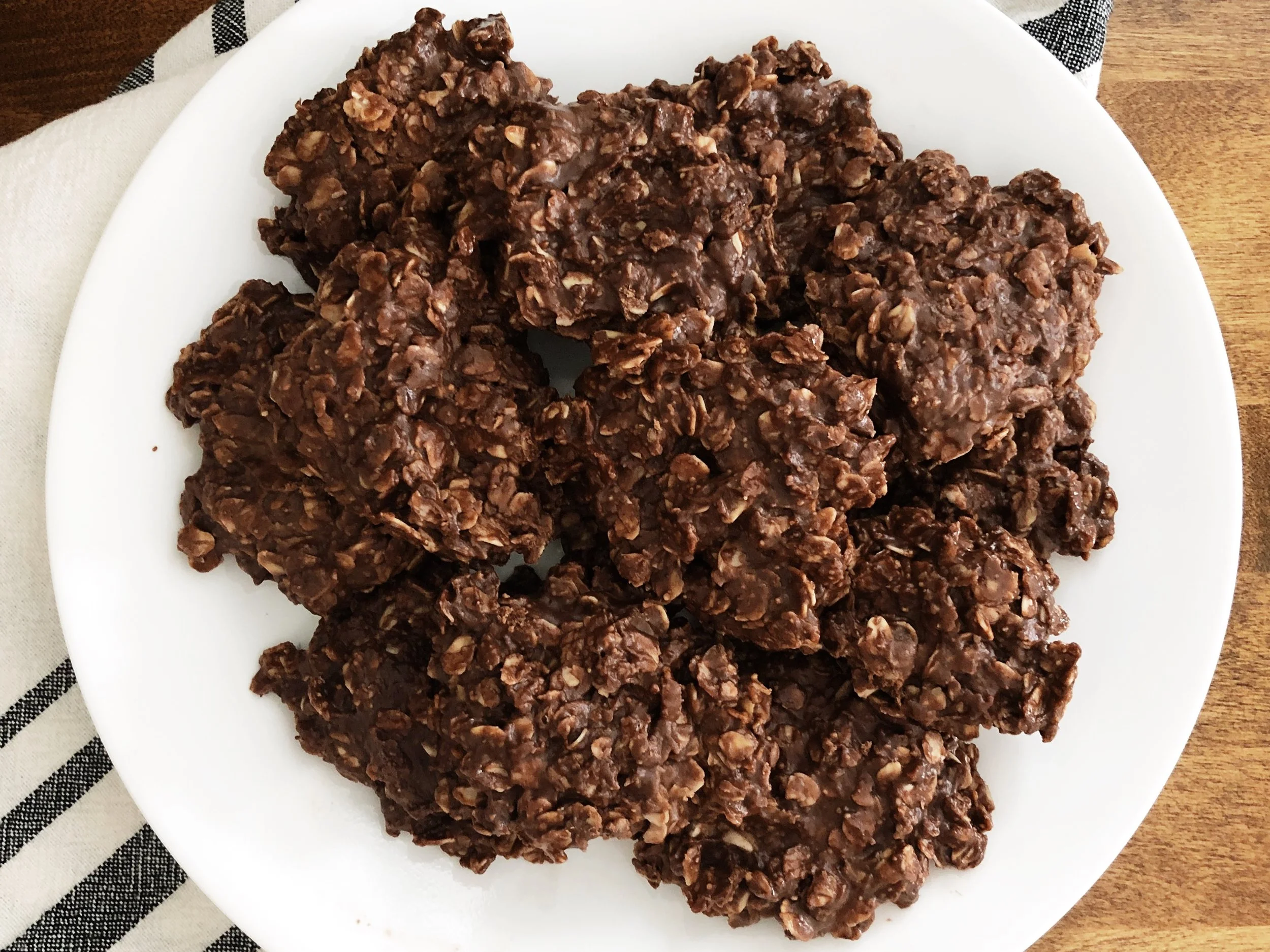 The BEST Healthier No-Bake Cookies!
