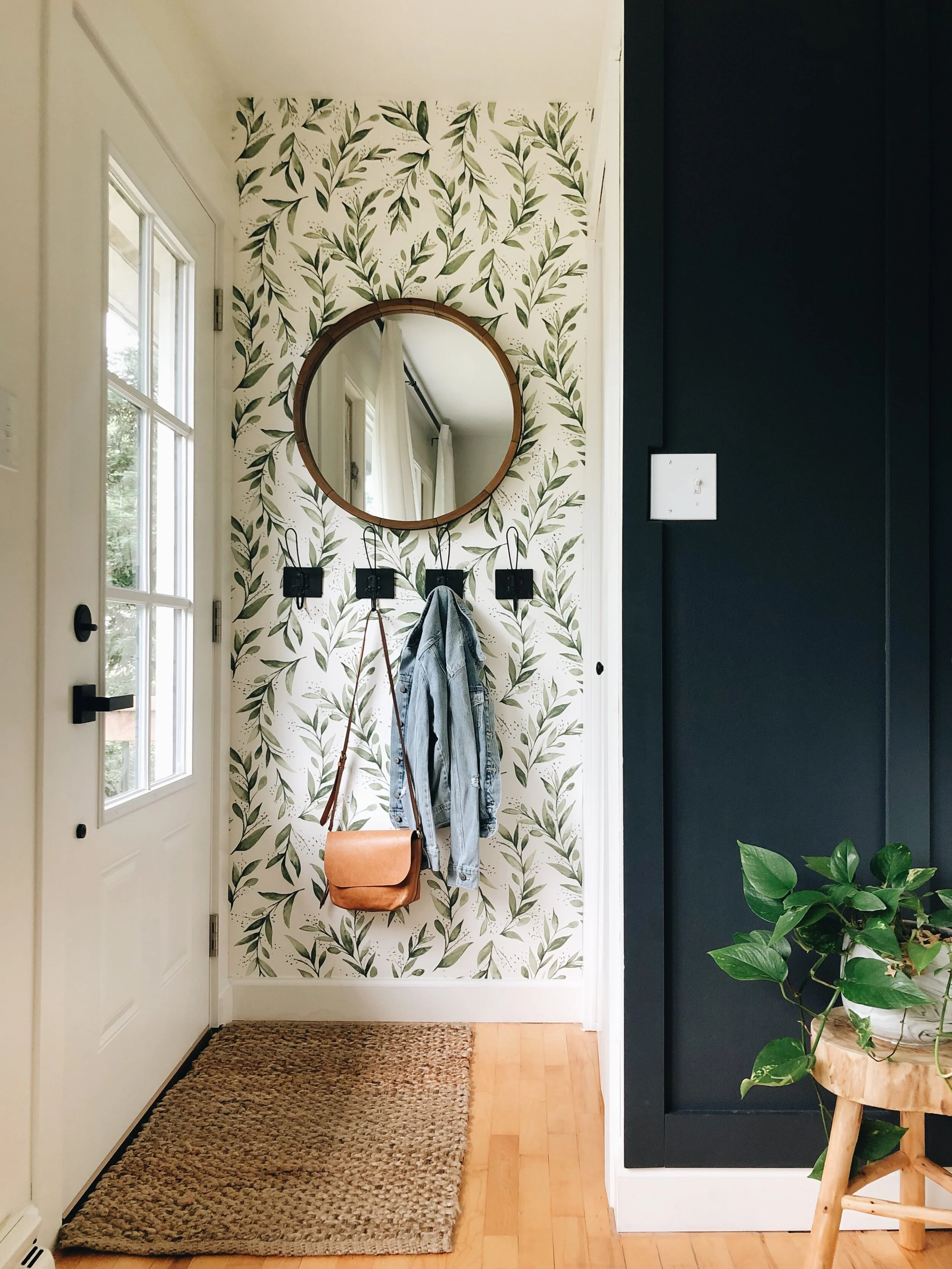 Making the Most of a Small Entryway