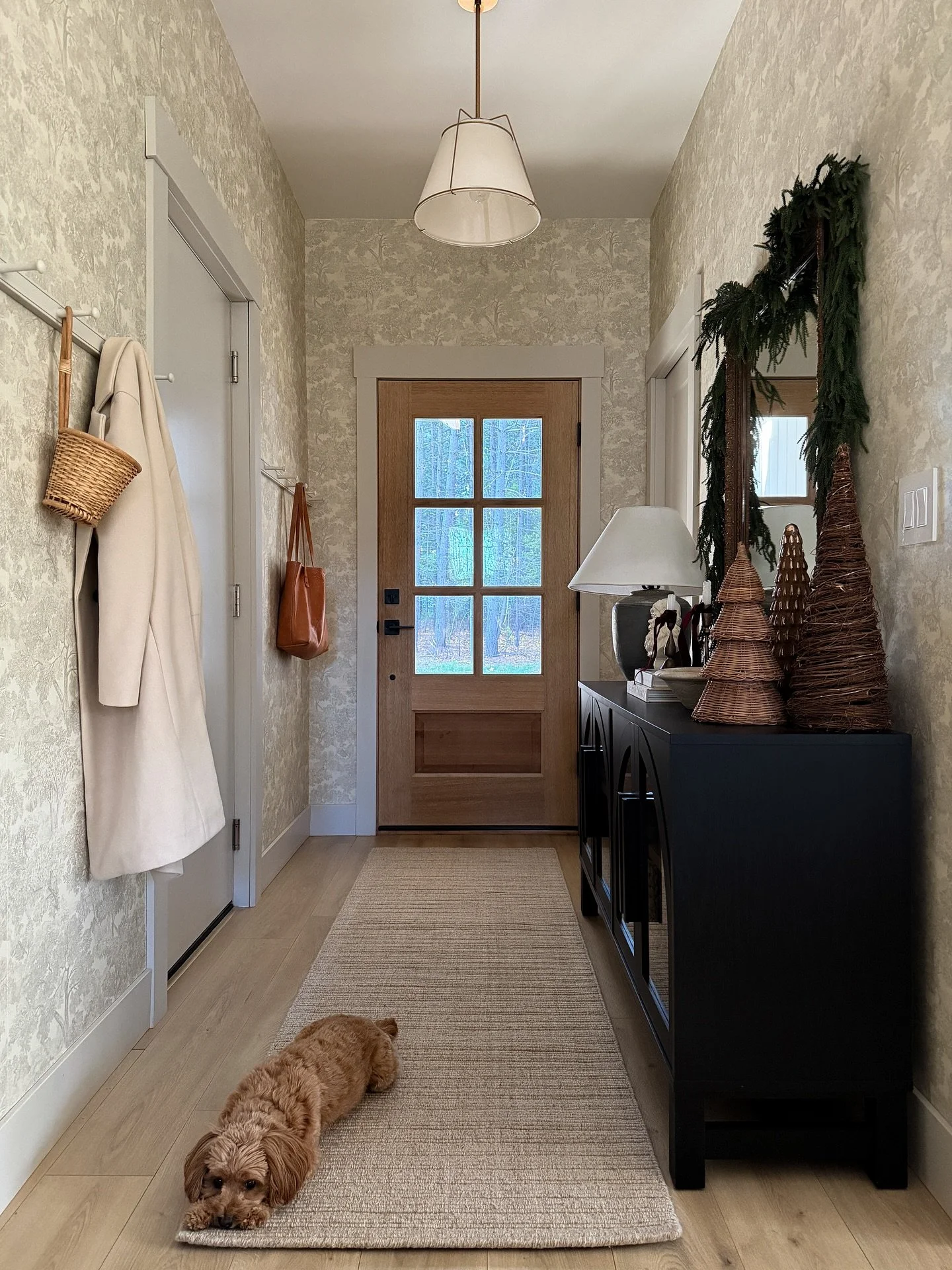A cozy new rug for the cozy season ahead ☁️ Added the prettiest neutral runner to our little entryway&mdash;the Thatcher Beige rug in 2&rsquo;6&rdquo; &times; 8&rsquo; from the beautiful  @jhonnycurran x @rugs_direct collab! It&rsquo;s so soft, perfe