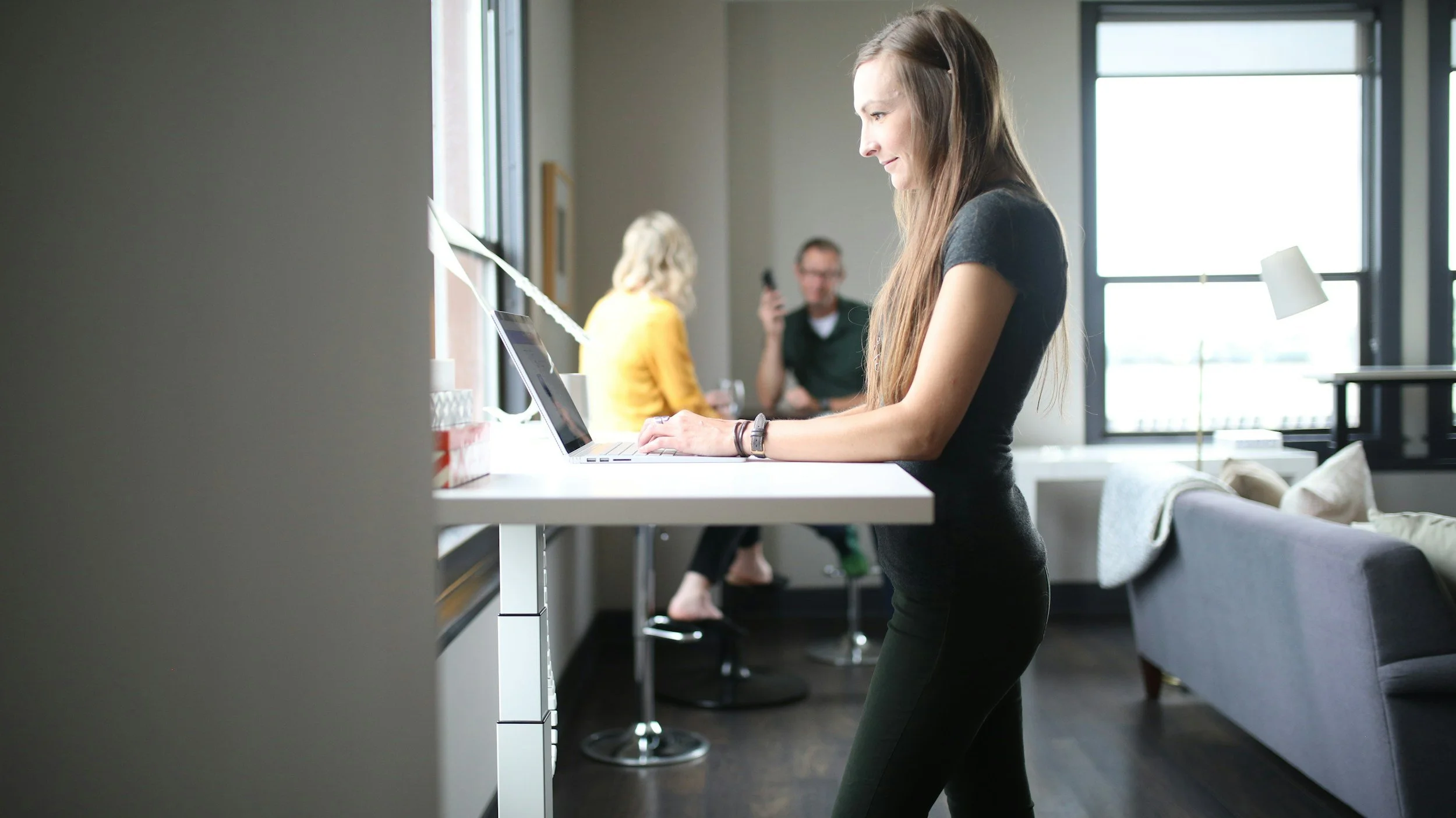 Are AI Tools Putting Junior PR Roles at Risk? Here’s What Agencies Need to Consider.