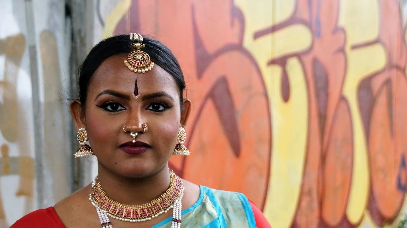 Sri Sri by Tony Shivpersad.JPG